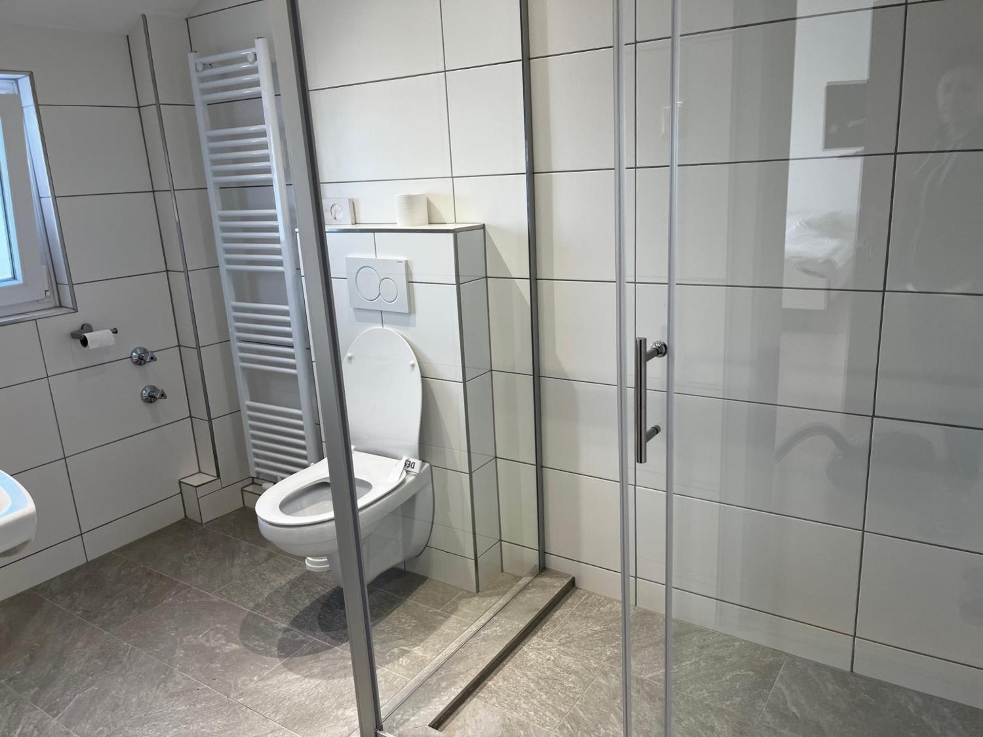 Double Room - Photo 16