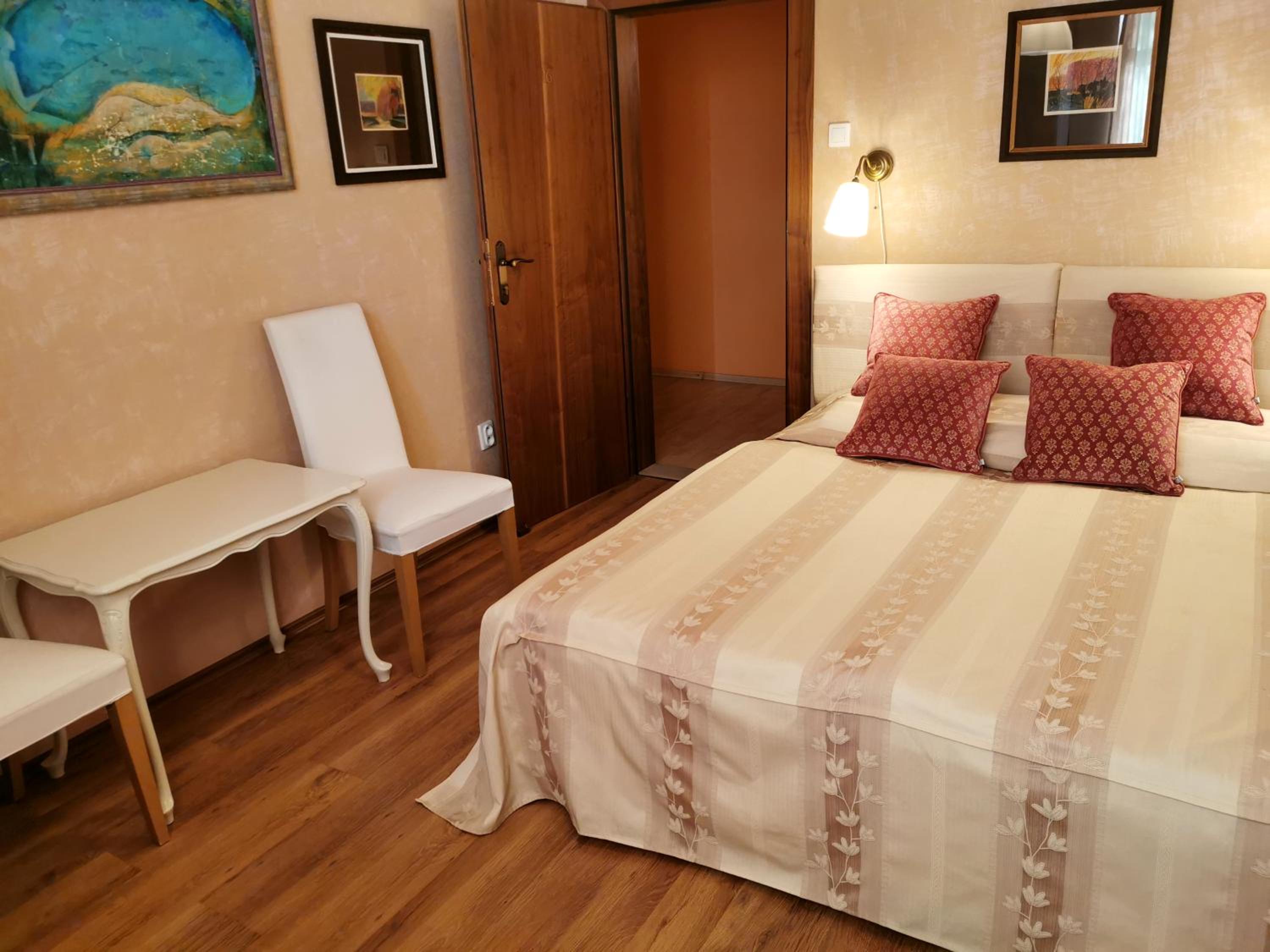 Double Room photo 3