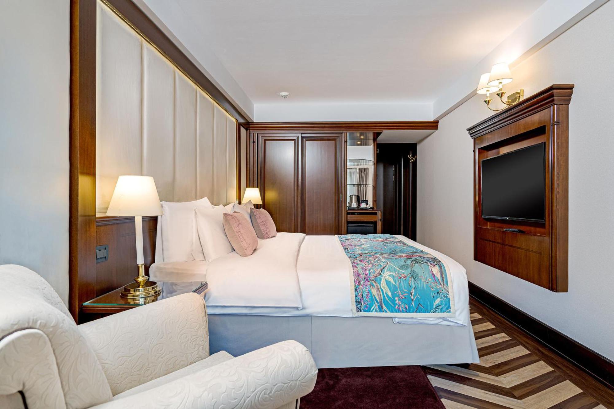 Standard Double Room - South View with Balcony & Spa access