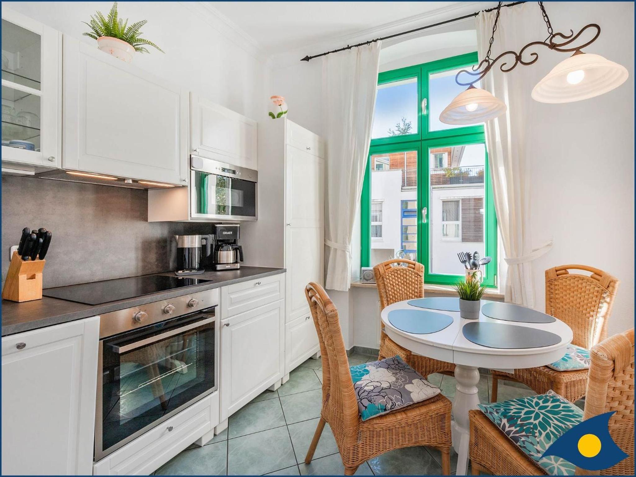 One-Bedroom Apartment with Balcony photo 3