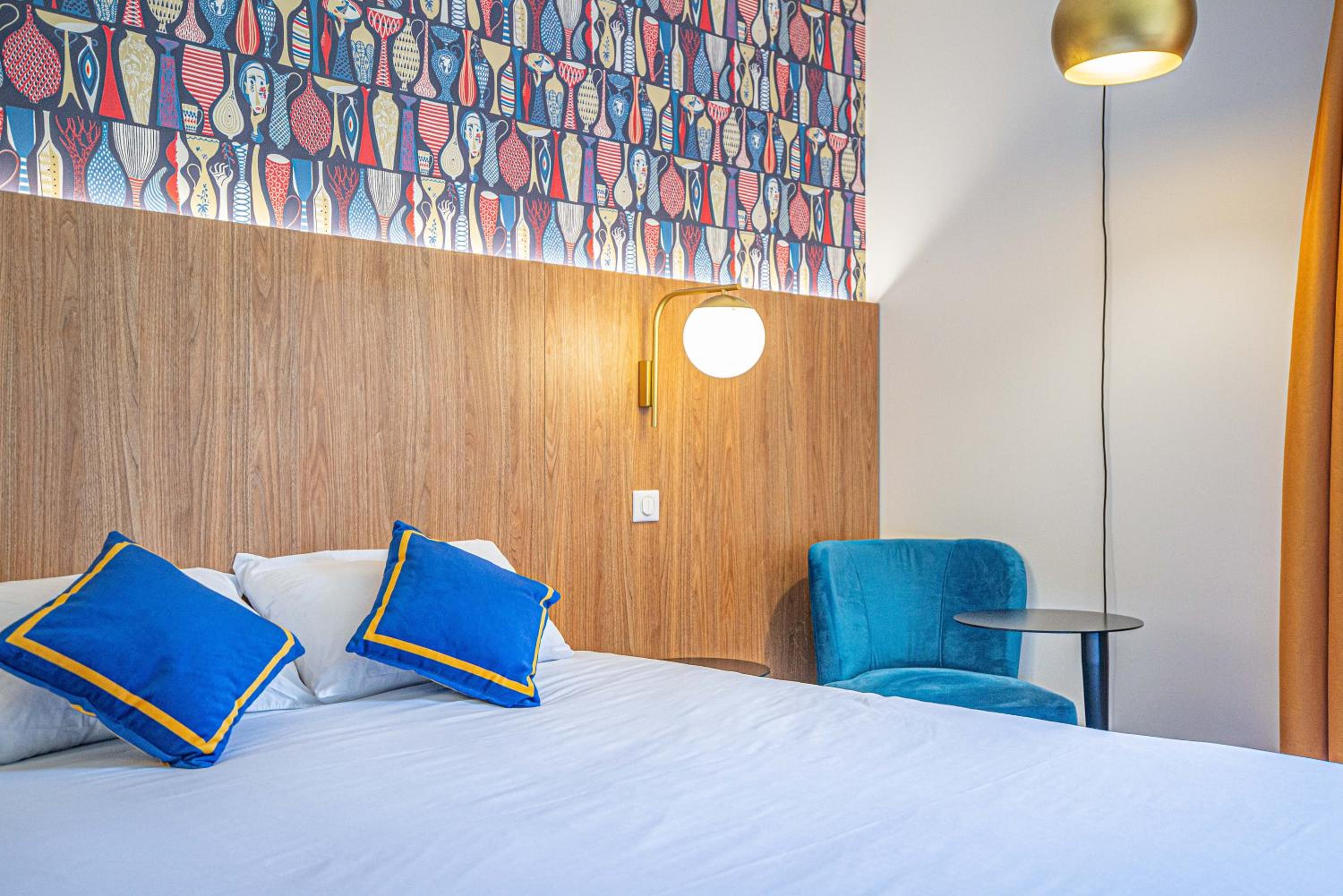 Double Room - Photo 10