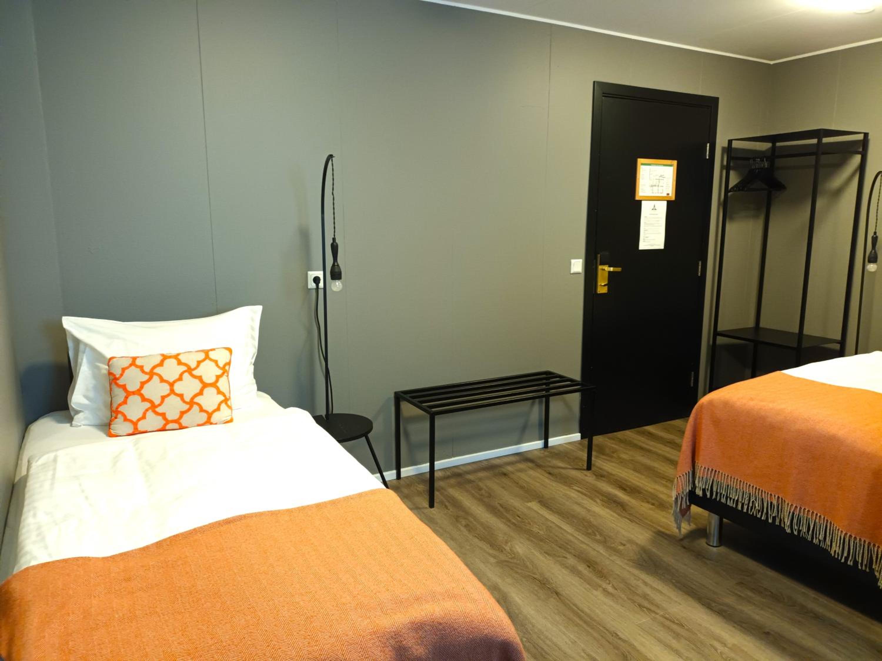 Standard Twin Room photo 1