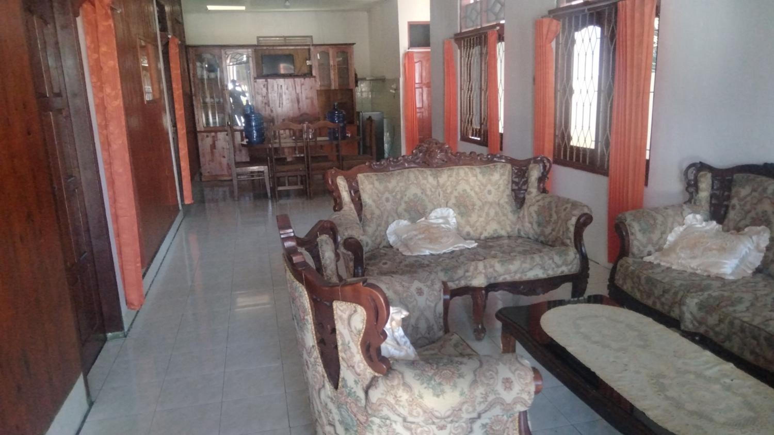 One-Bedroom House photo 1