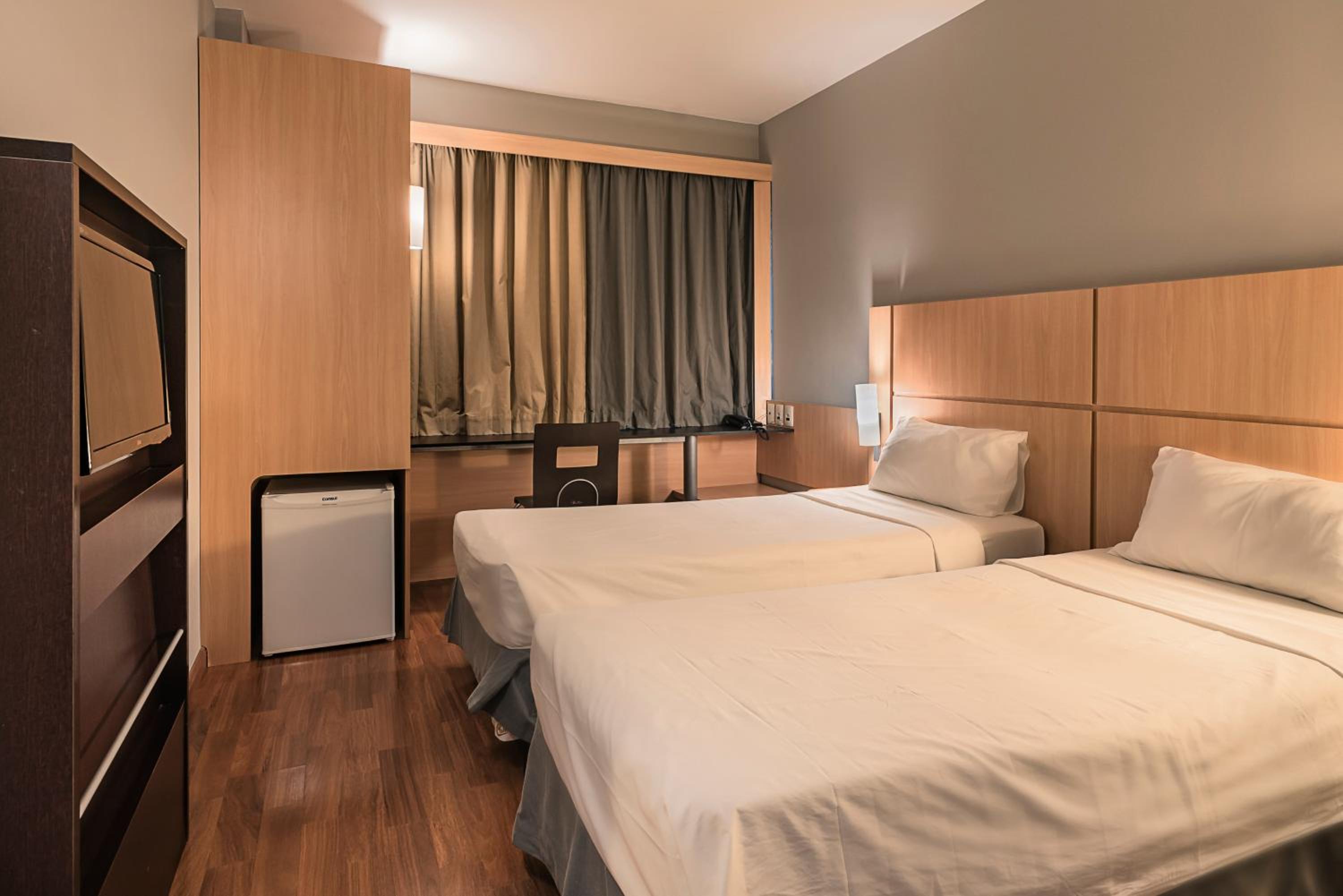 Standard Twin Room photo 1