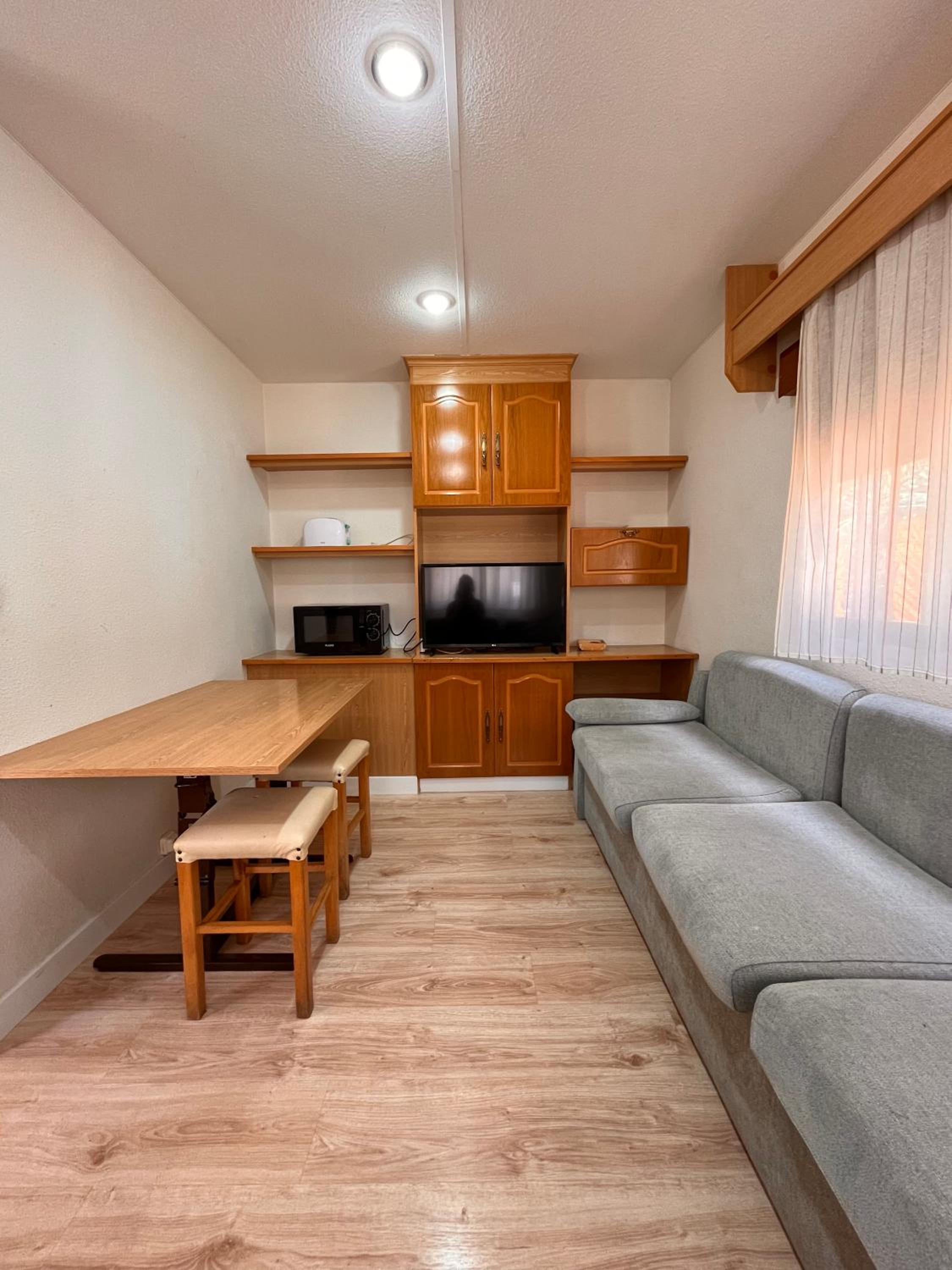 Bungalow (4 Adults) - Photo 4