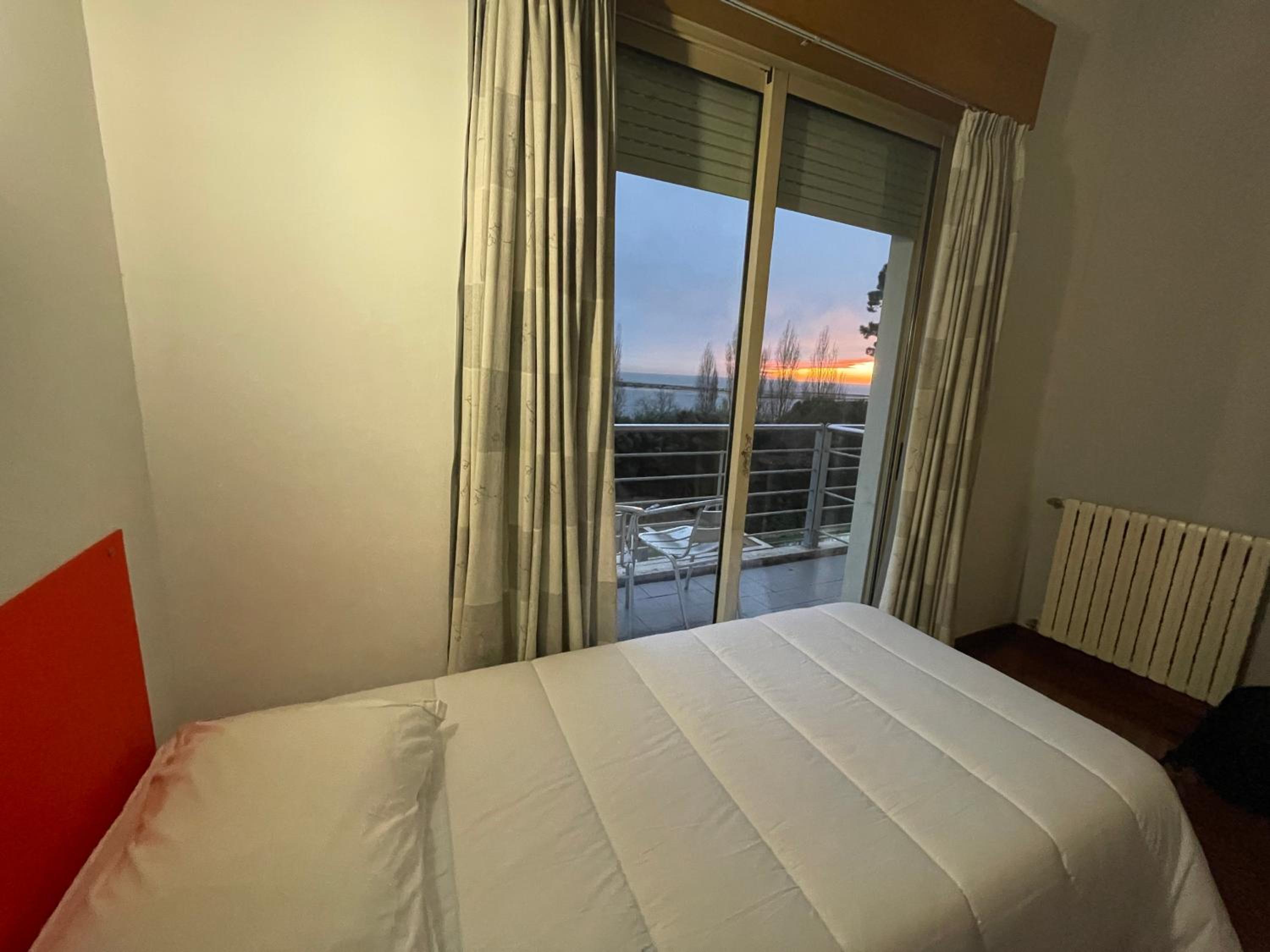 Twin Room with Private Bathroom