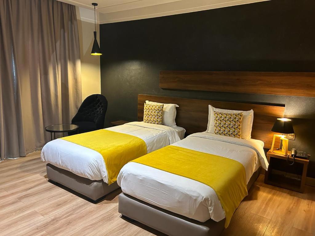 Superior Deluxe Double or Twin Room  photo 3