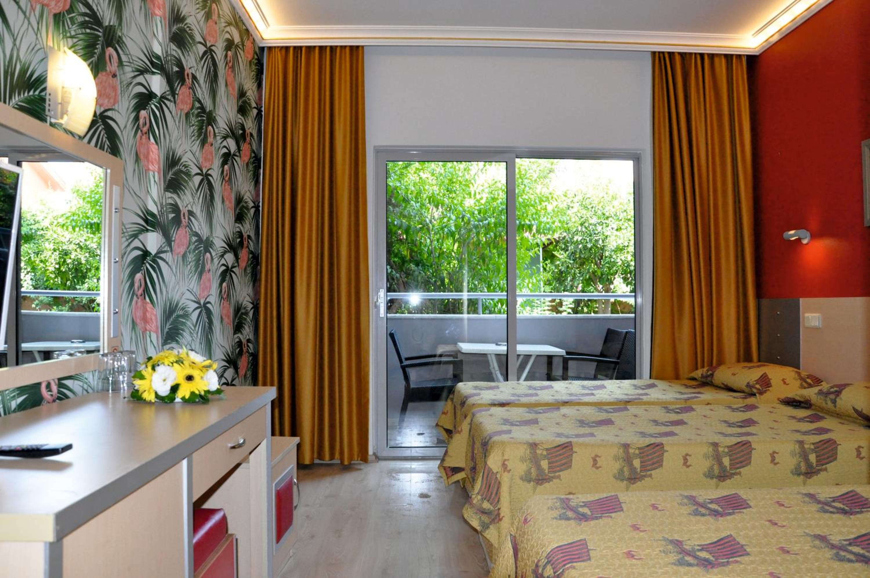 Twin Room With Garden View