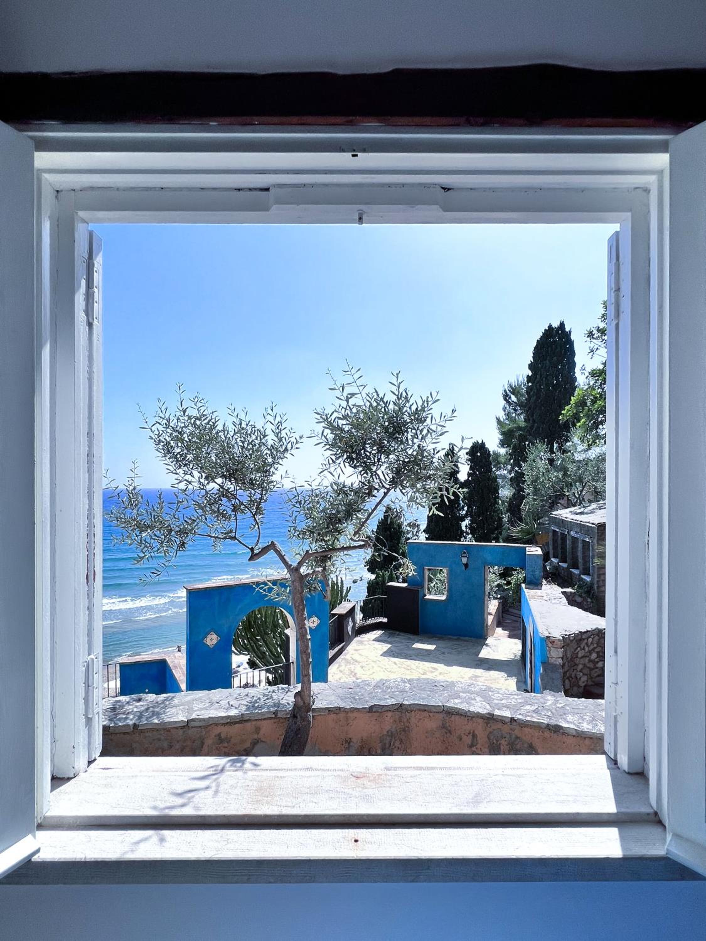 Double Room with Sea View - Photo 6