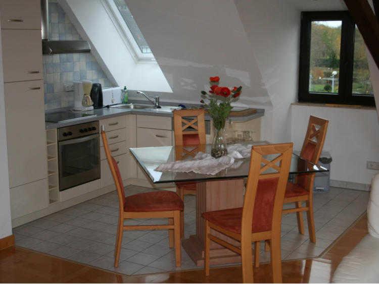 Two-Bedroom Apartment with Balcony photo 3