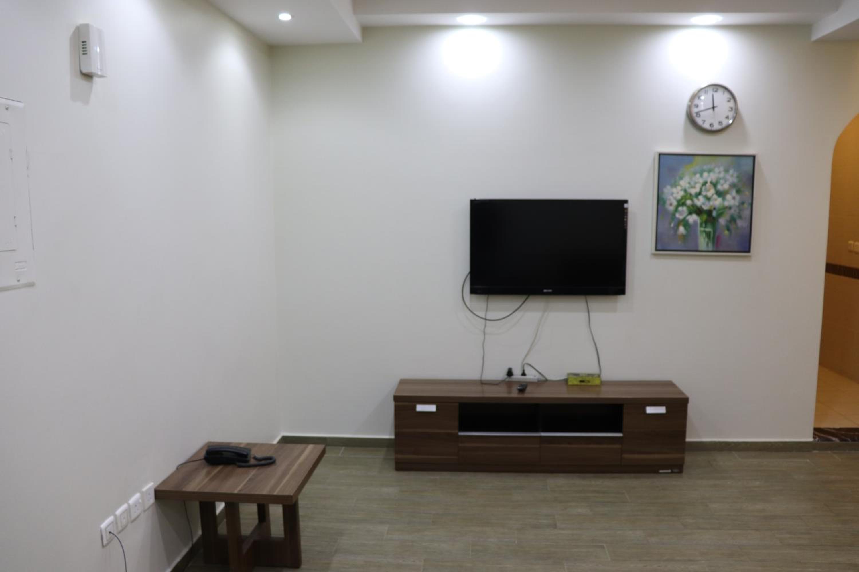 Two-Bedroom Apartment photo 2