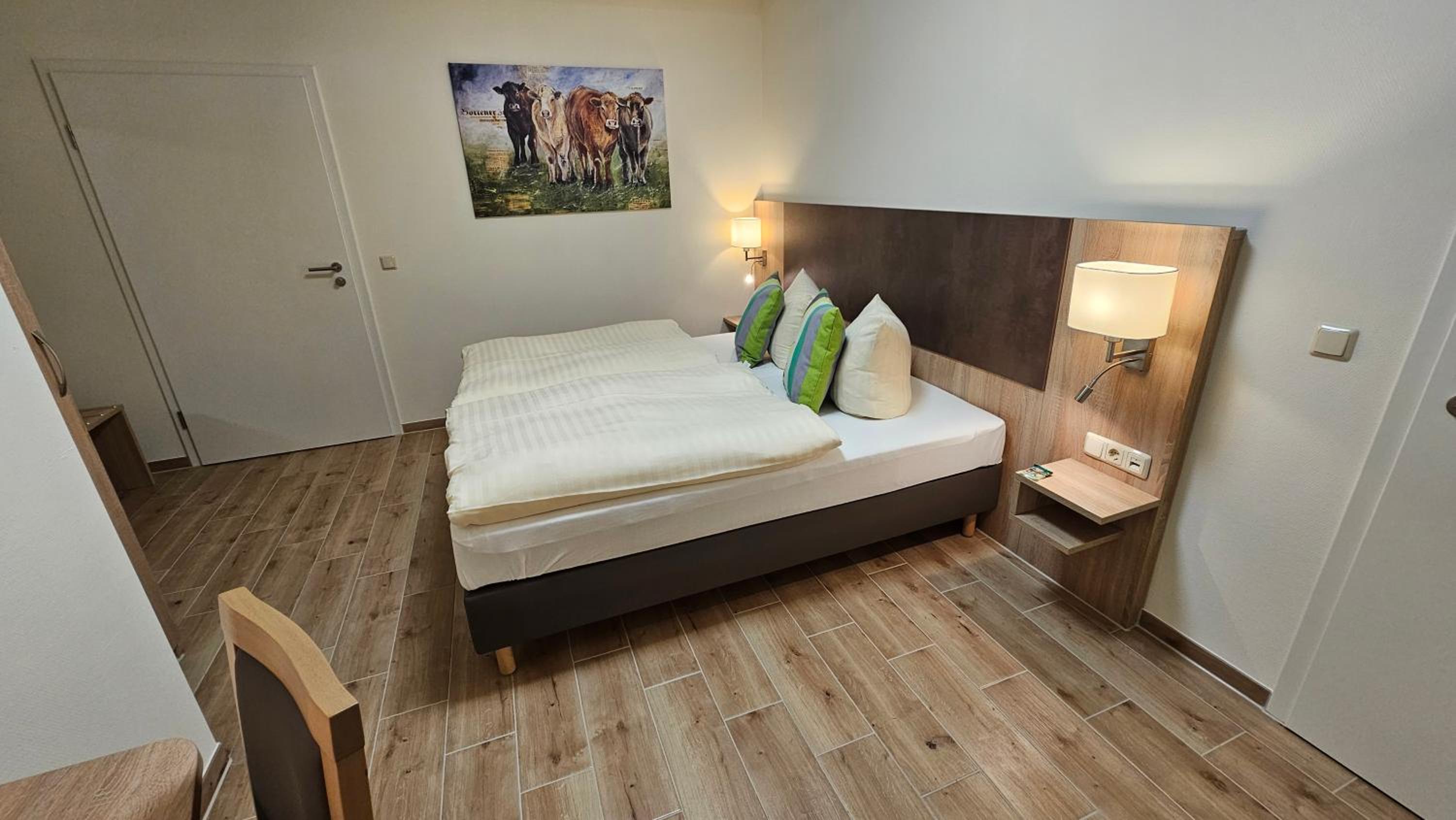 Double Room with Private Bathroom - Photo 1