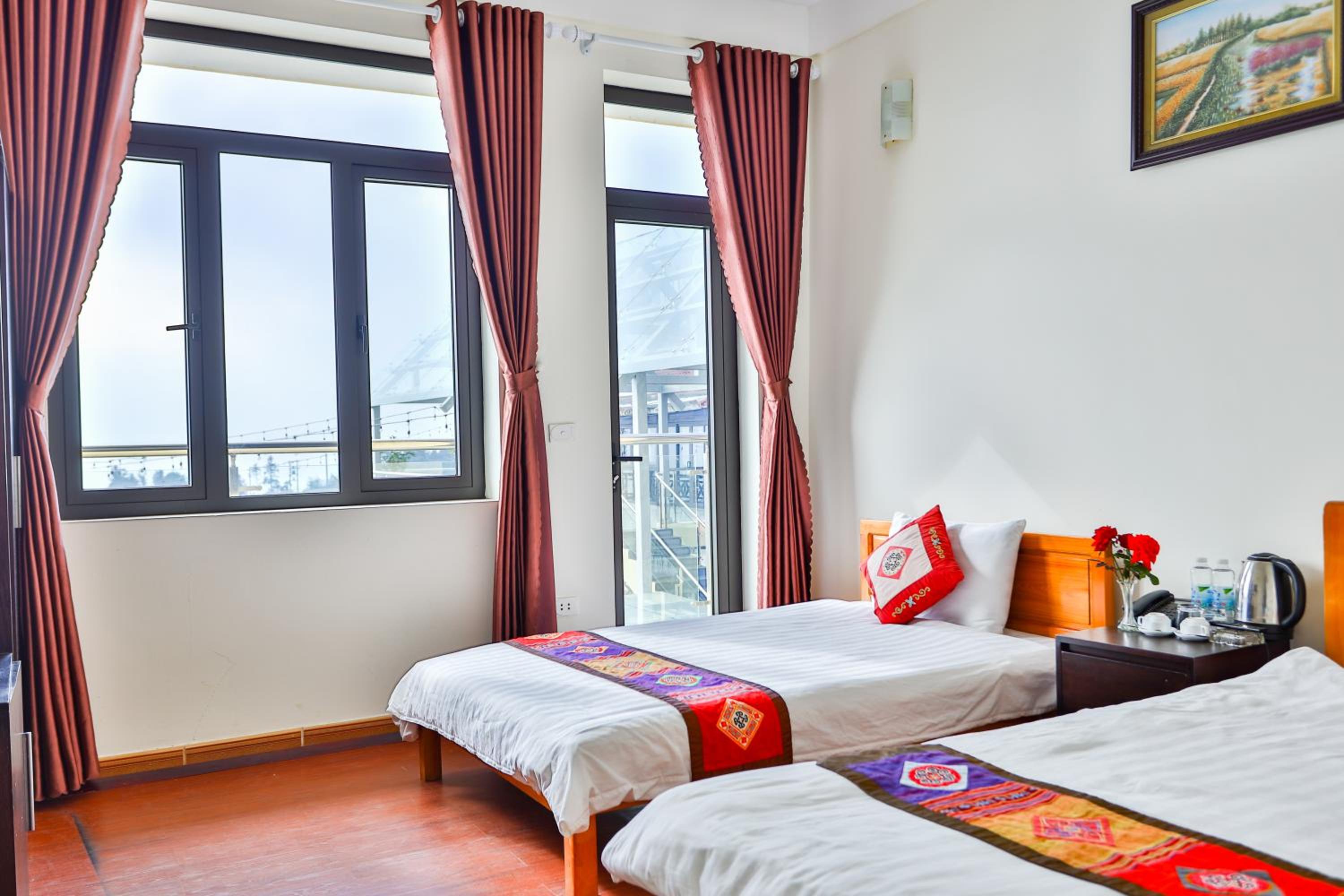 Standard Twin Room with Mountain View - Photo 3
