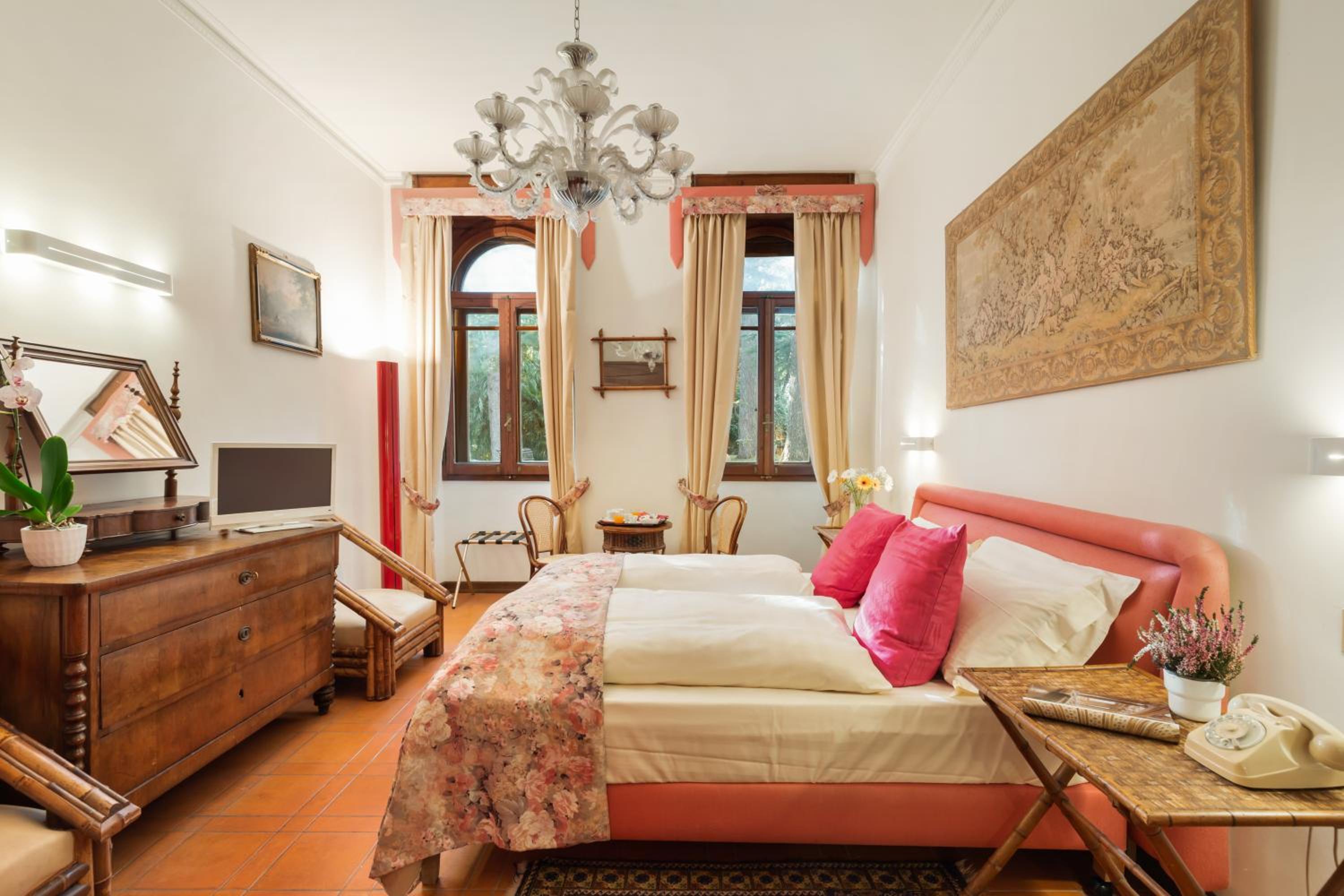 Superior Double Room - Photo 7
