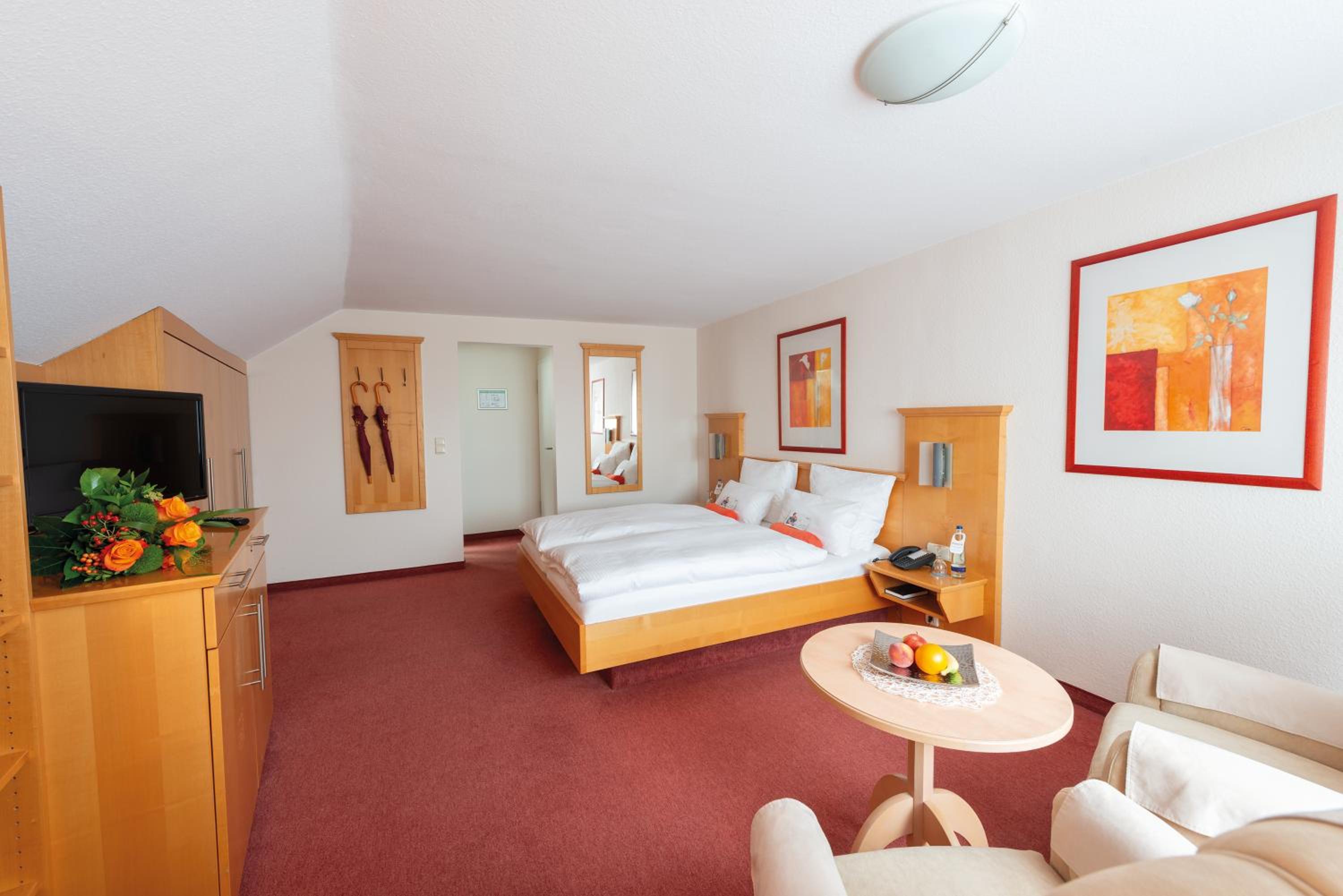 Standard Double Room - Photo 6