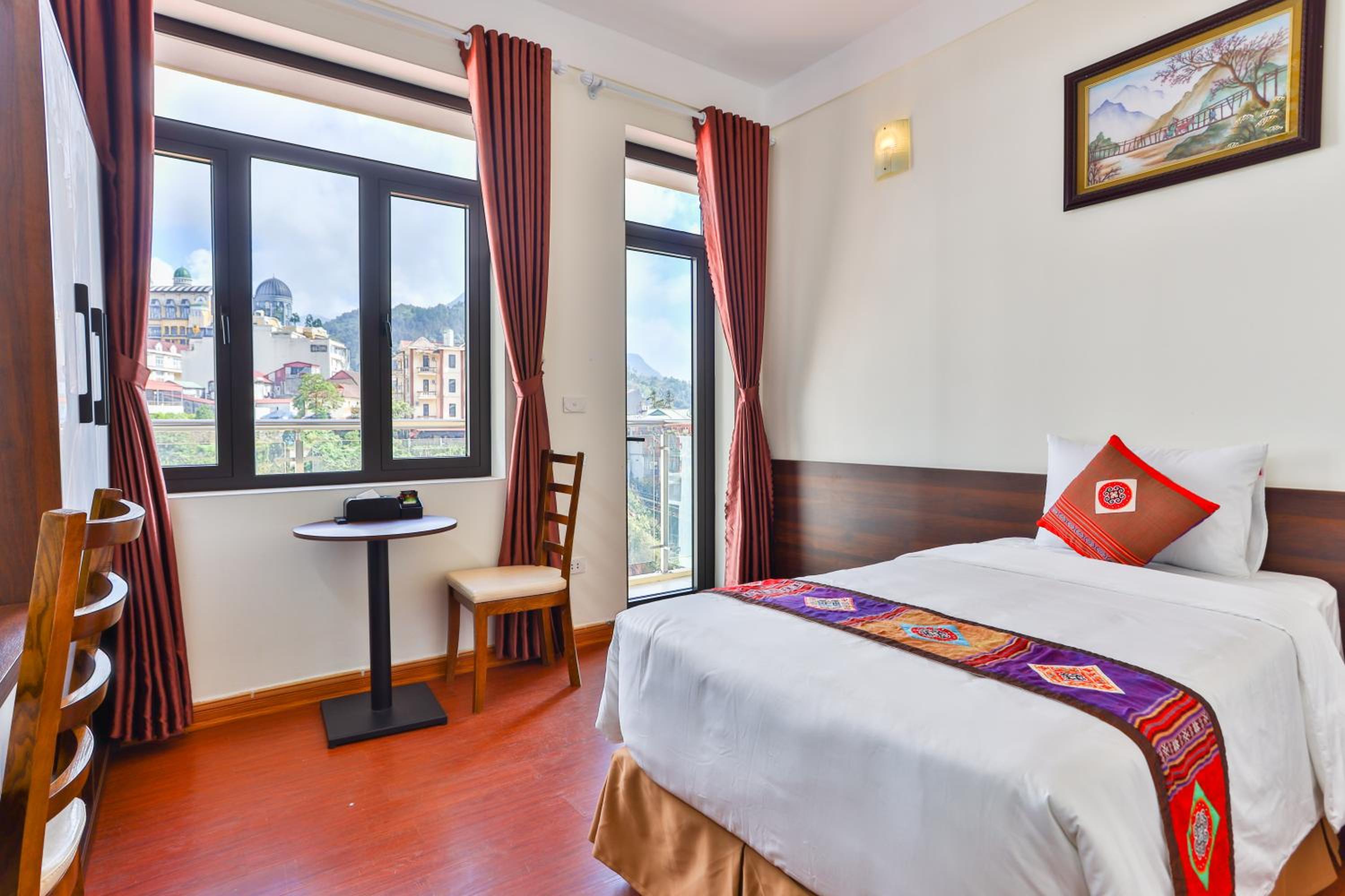 Deluxe Double or Twin Room with Mountain View - Photo 3