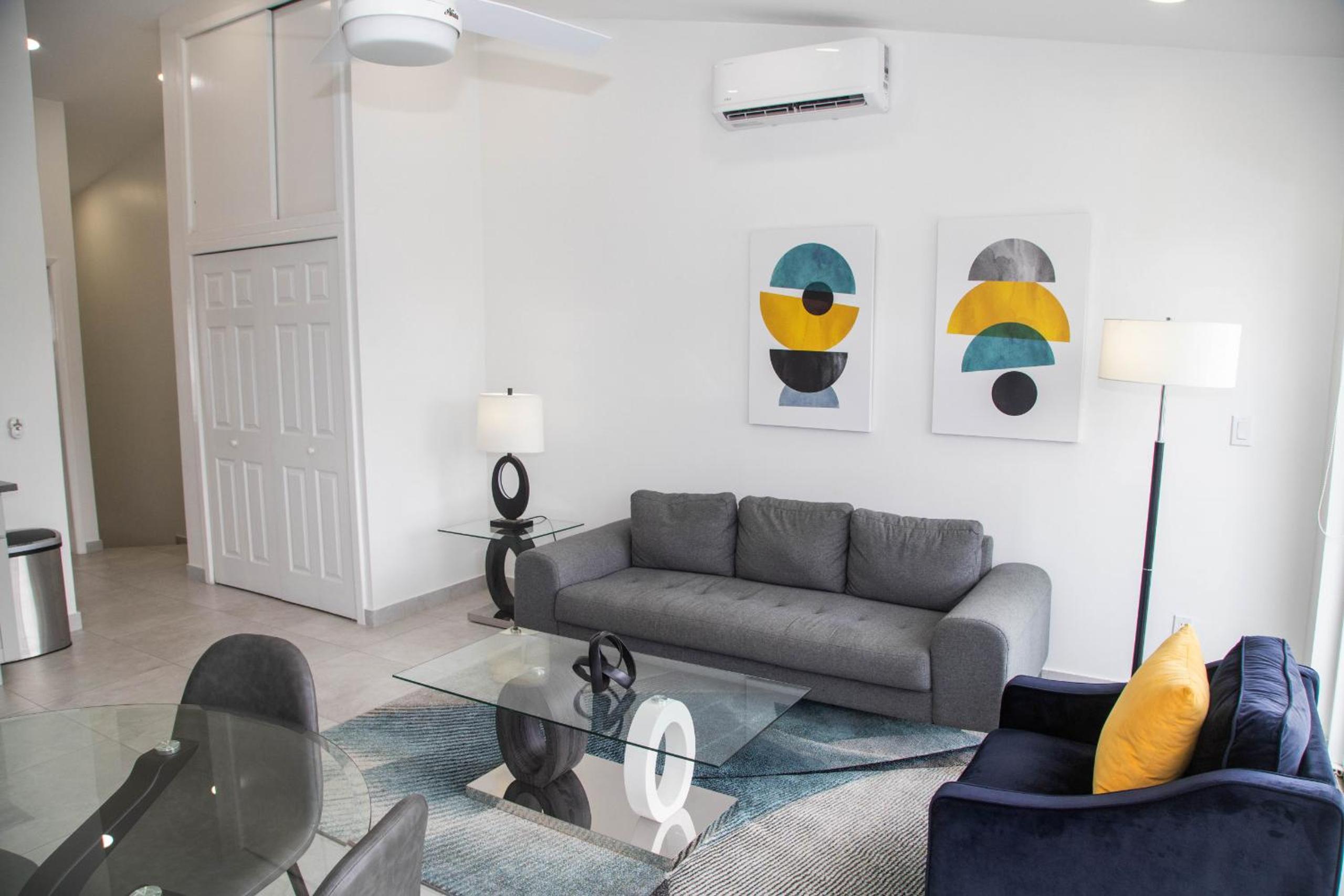 Apartment photo 3