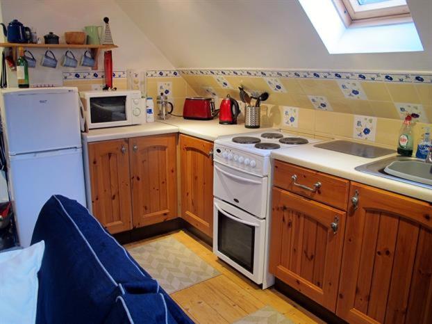 Two-Bedroom House photo 2