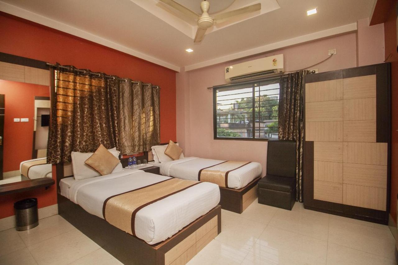 Double or Twin Room with Private Bathroom photo 1