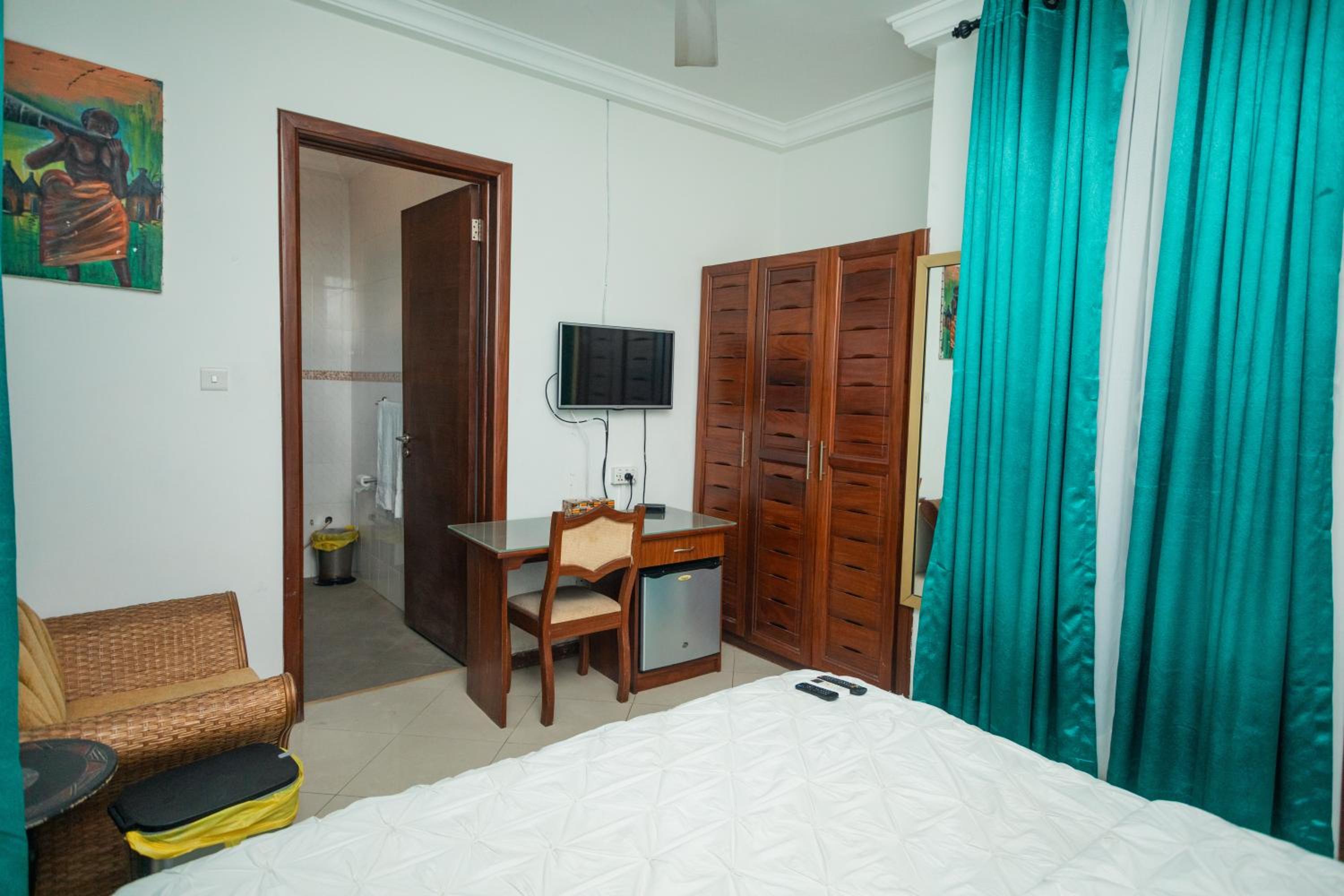 Deluxe Single Room