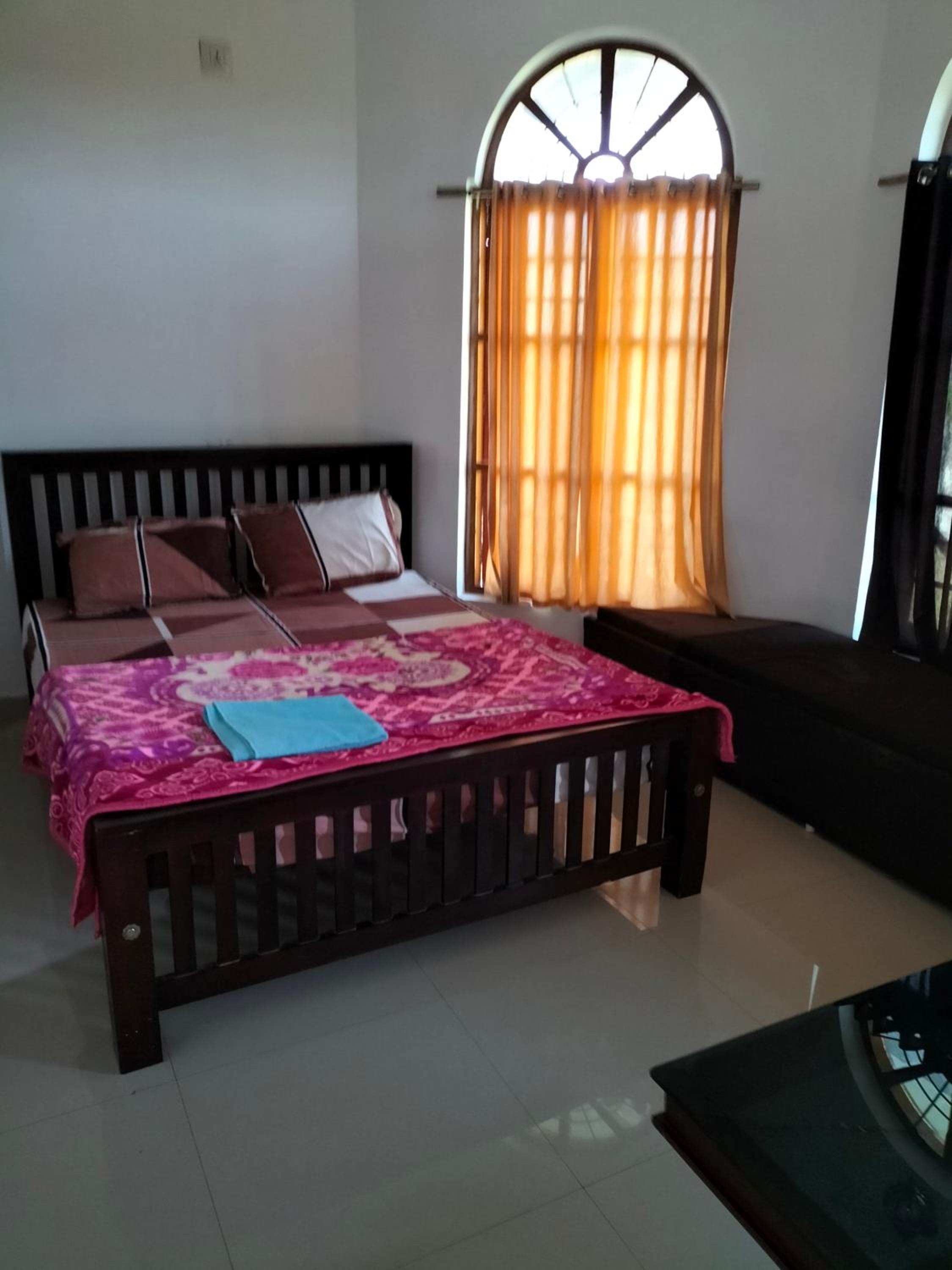 One-Bedroom House photo 2