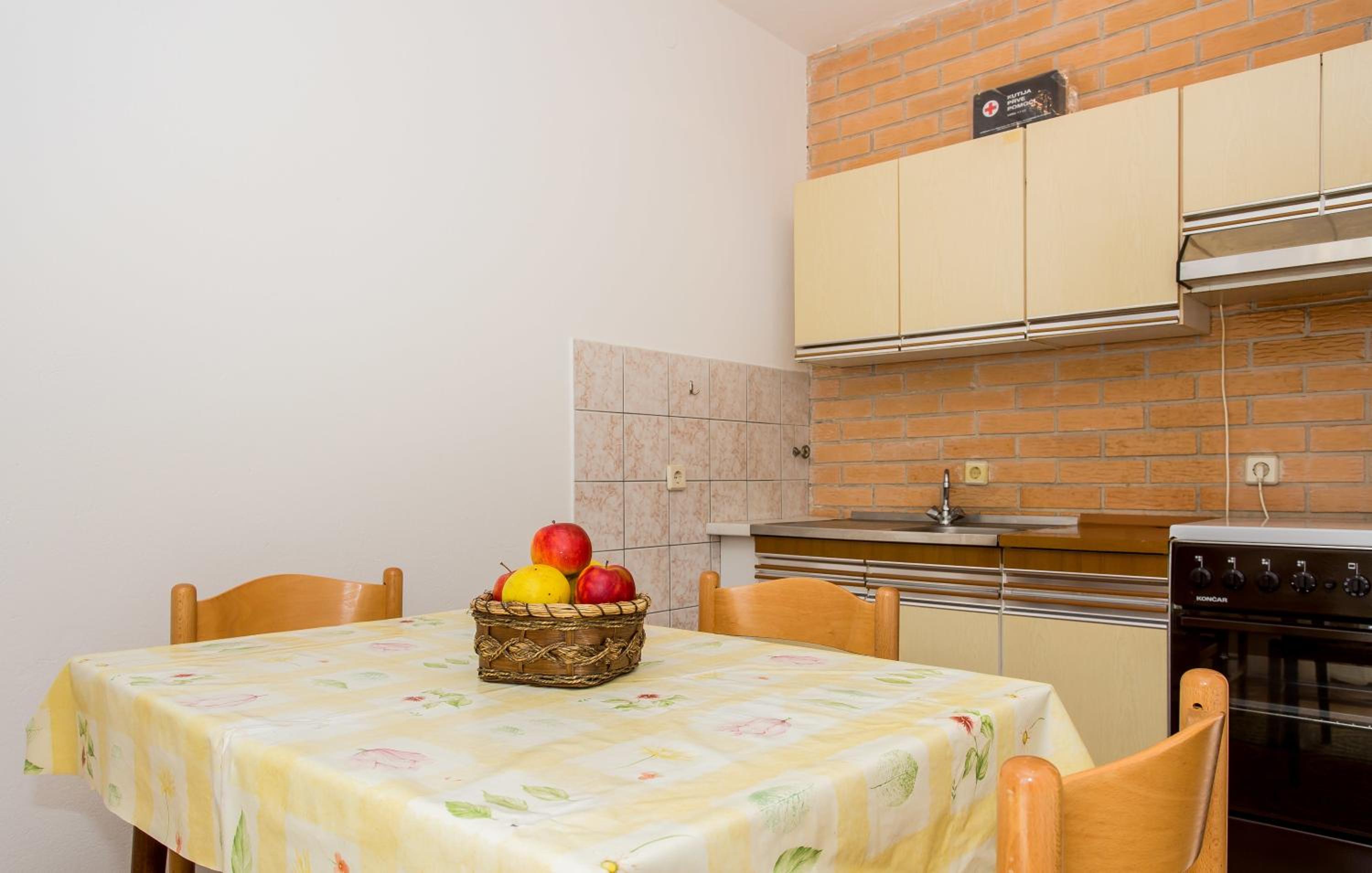 One-Bedroom Apartment with Balcony photo 3