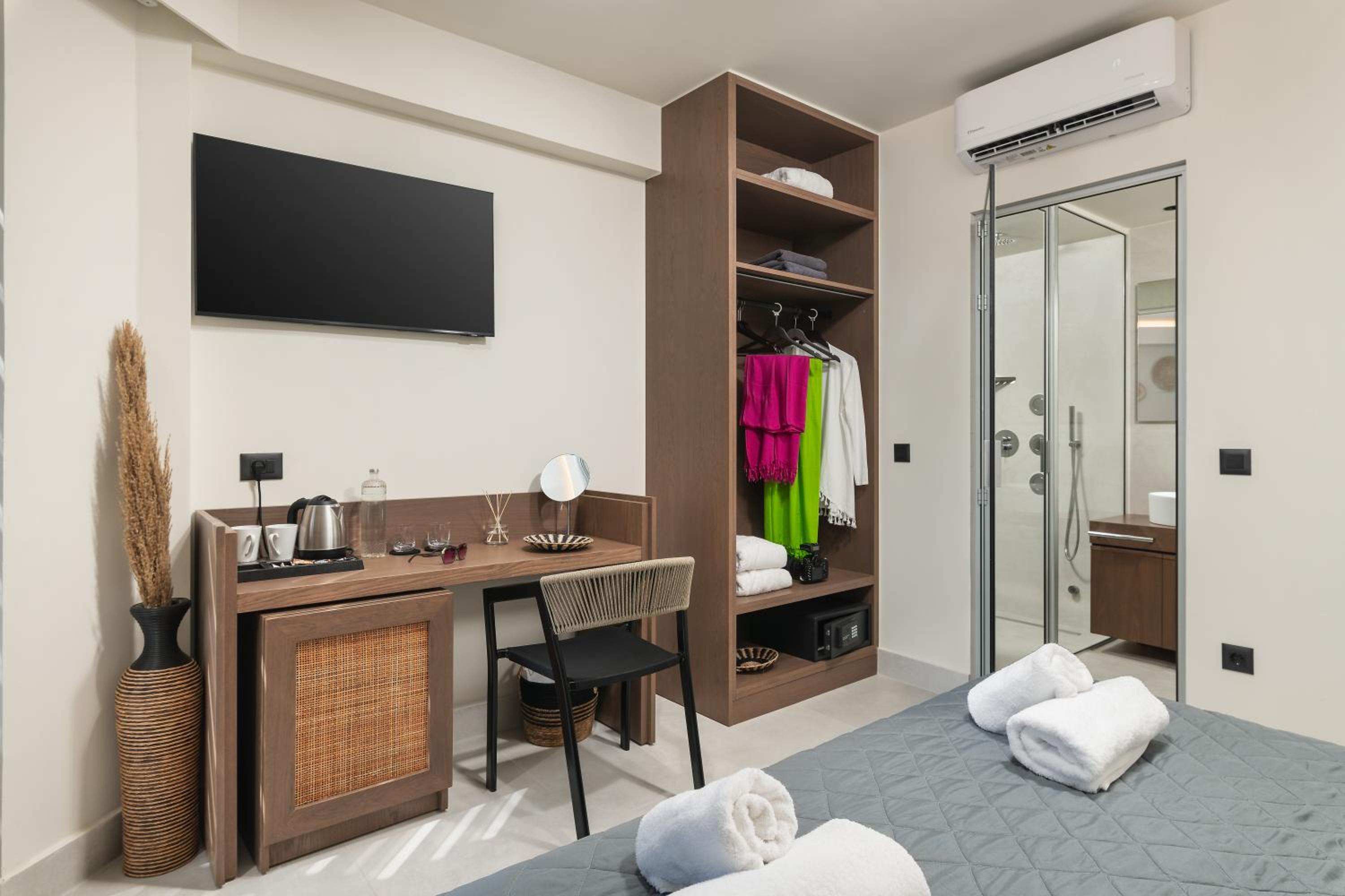 Classic Room - Photo 10