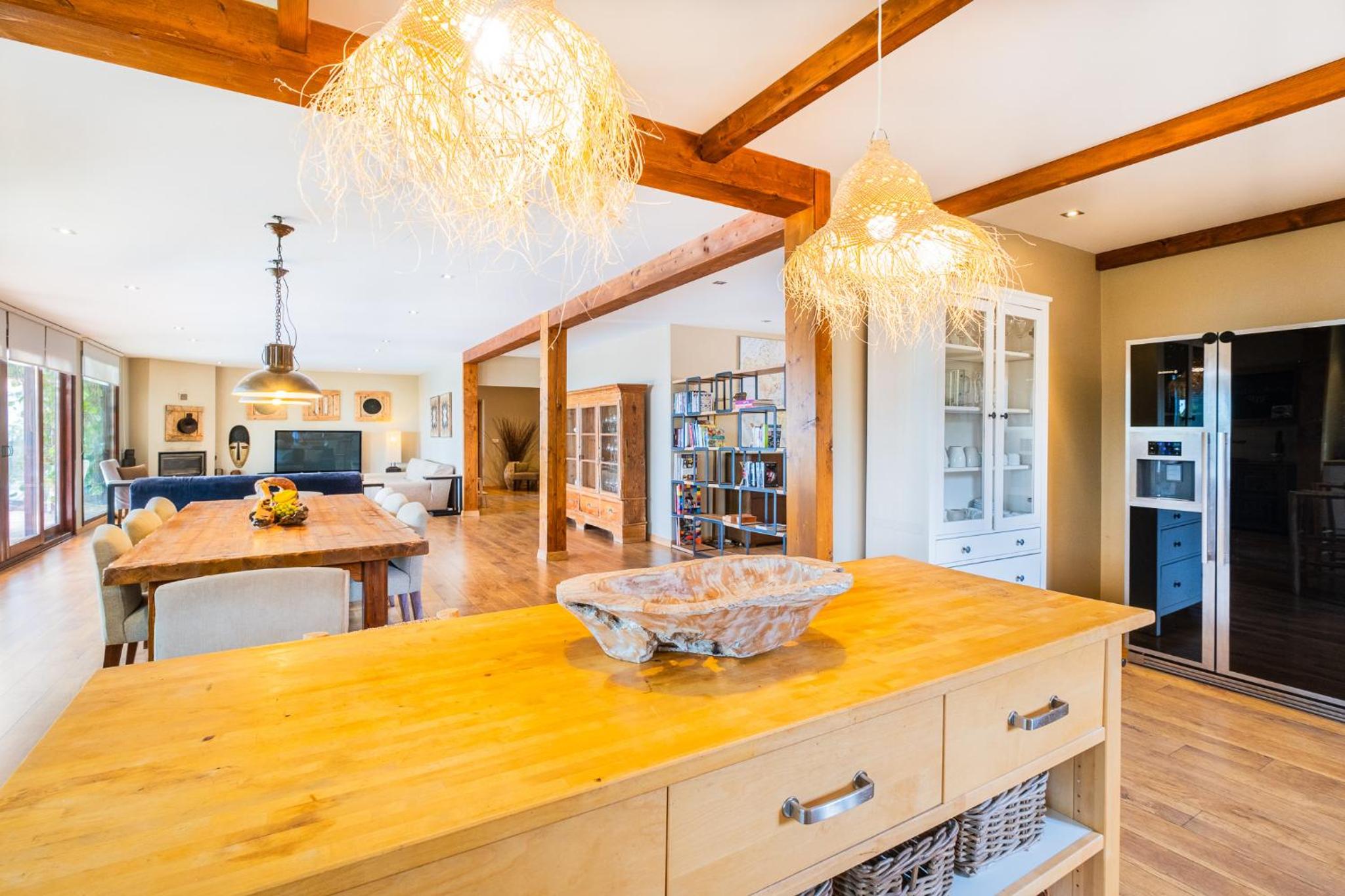 Villa photo 2