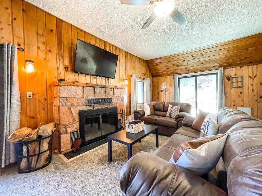 Three-Bedroom House photo 1