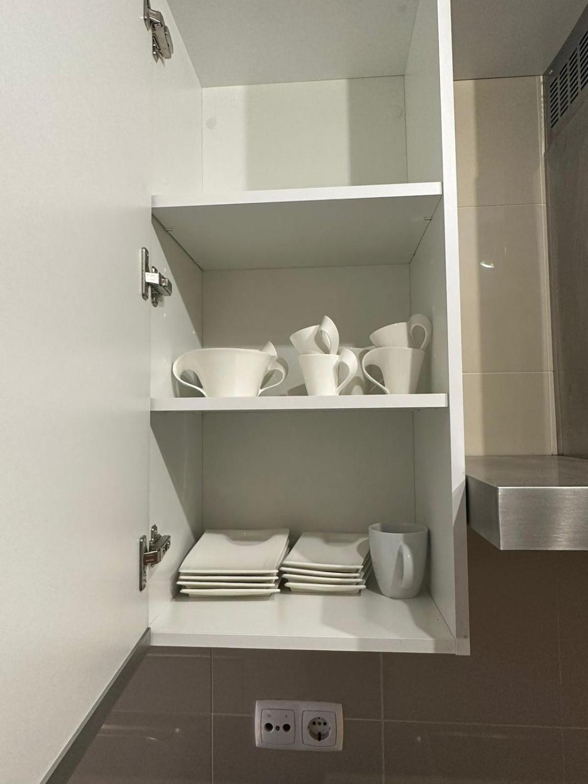 One-Bedroom Apartment photo 2