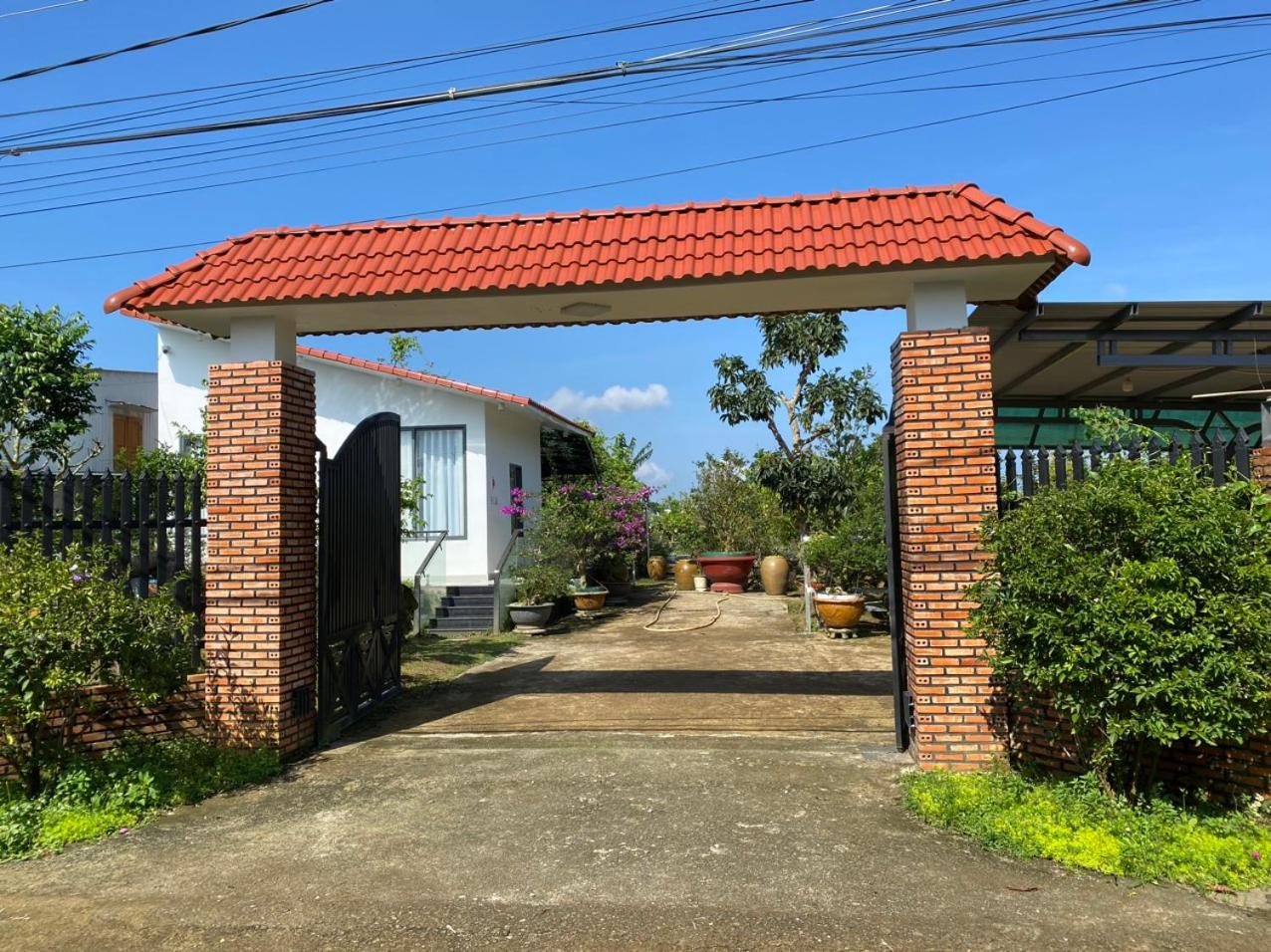 Two-Bedroom House photo 2