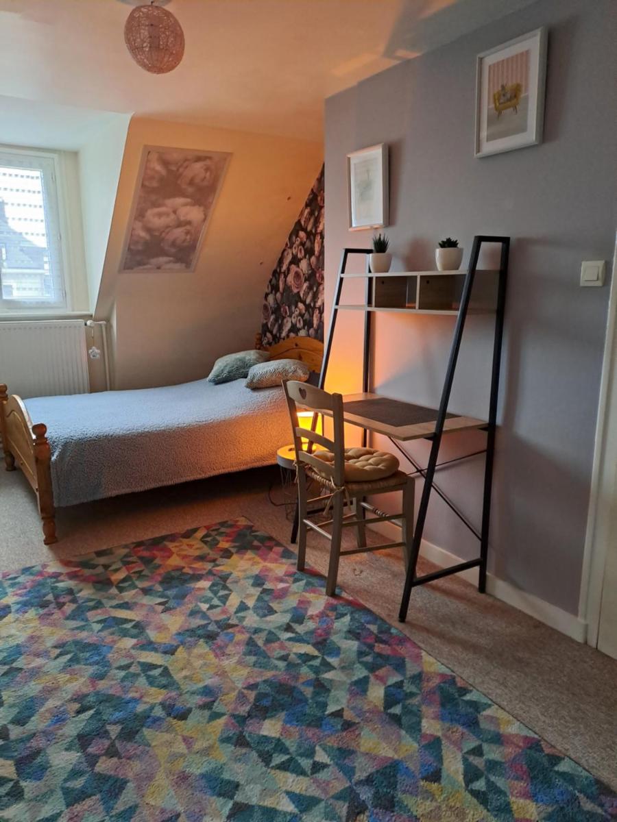 Triple Room with Private Bathroom photo 1