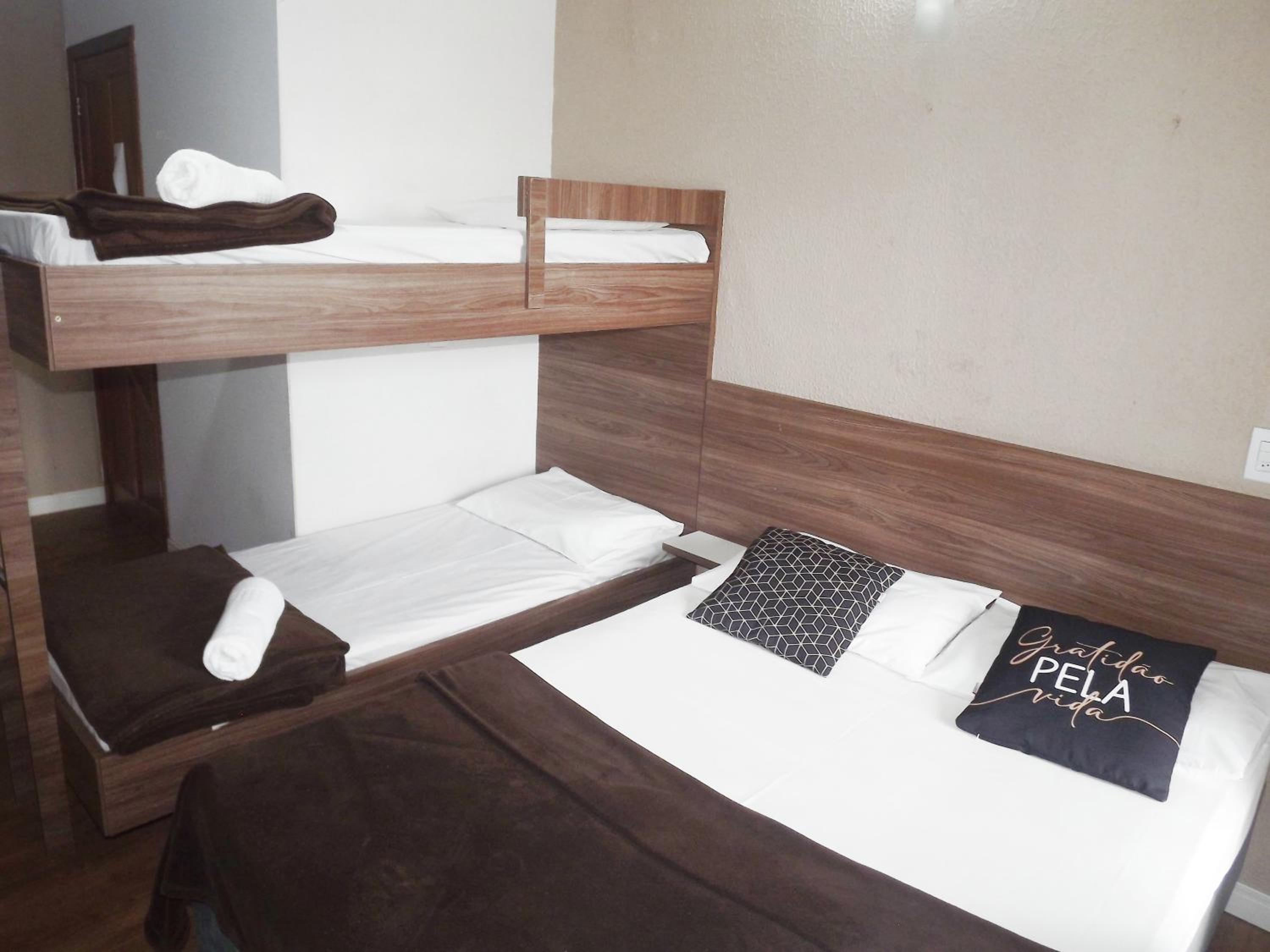 Quadruple Room - Photo 5