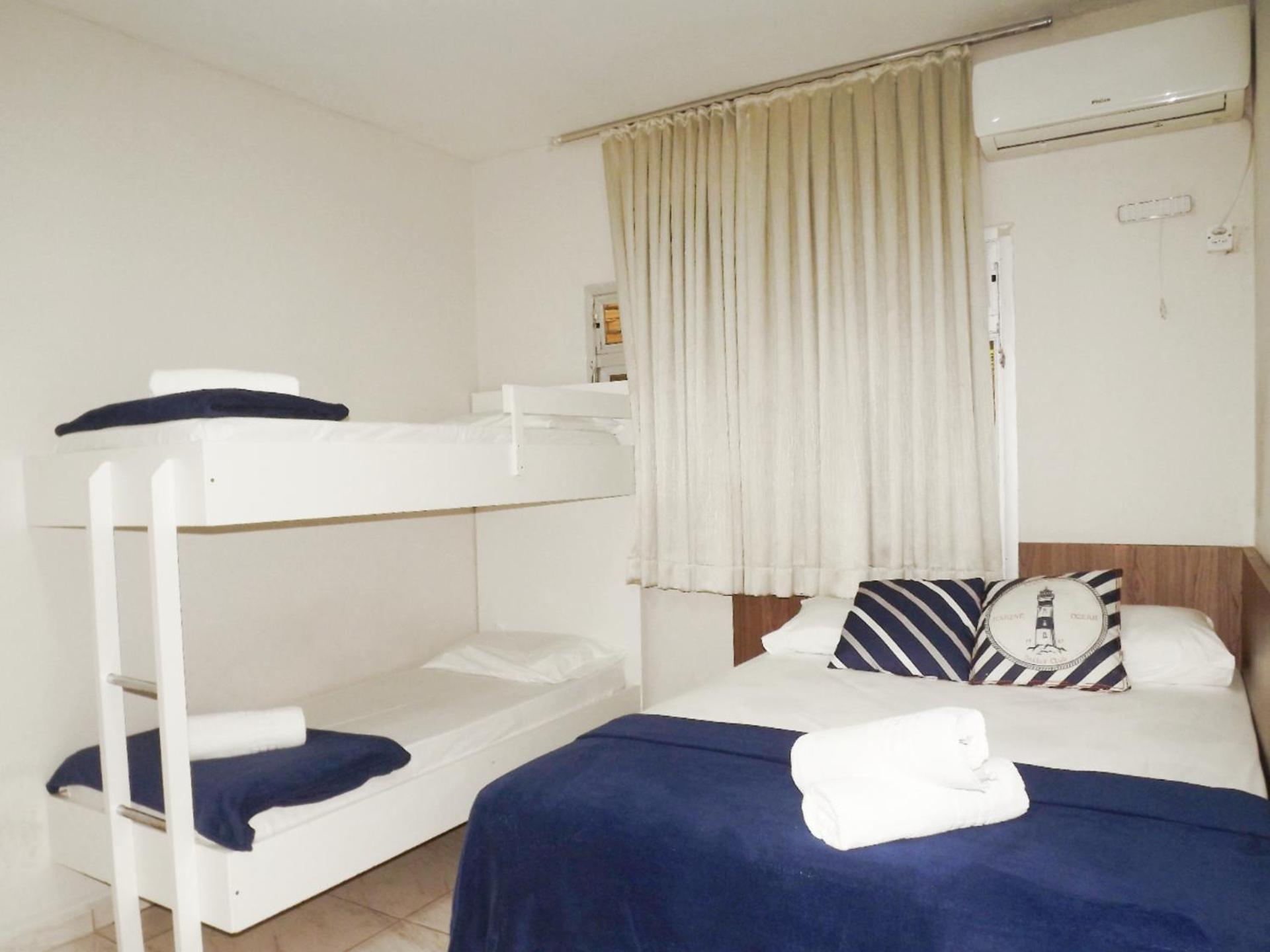 Quadruple Room - Photo 9