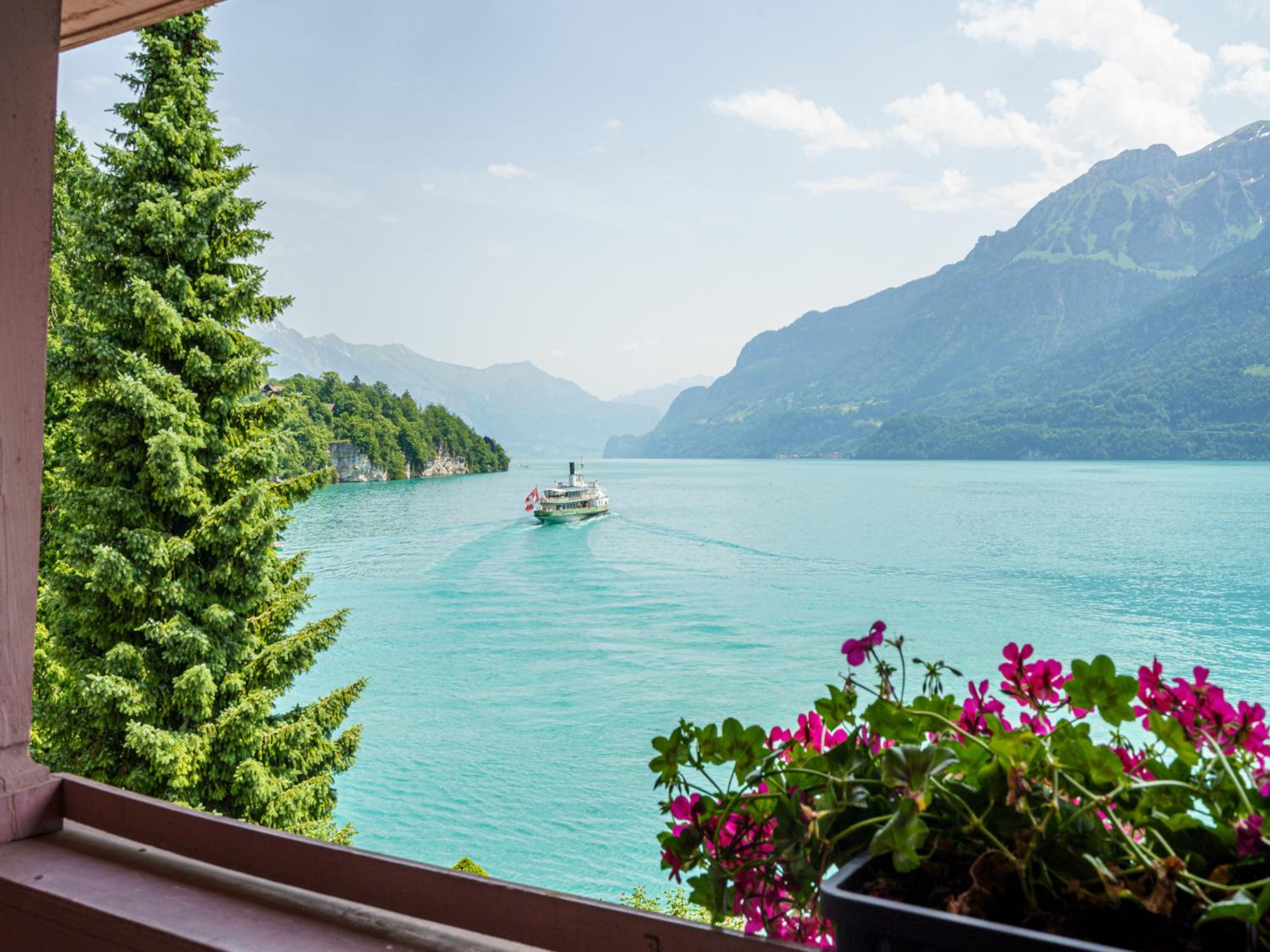 Superior Double Room with Balcony and Lake View photo 2