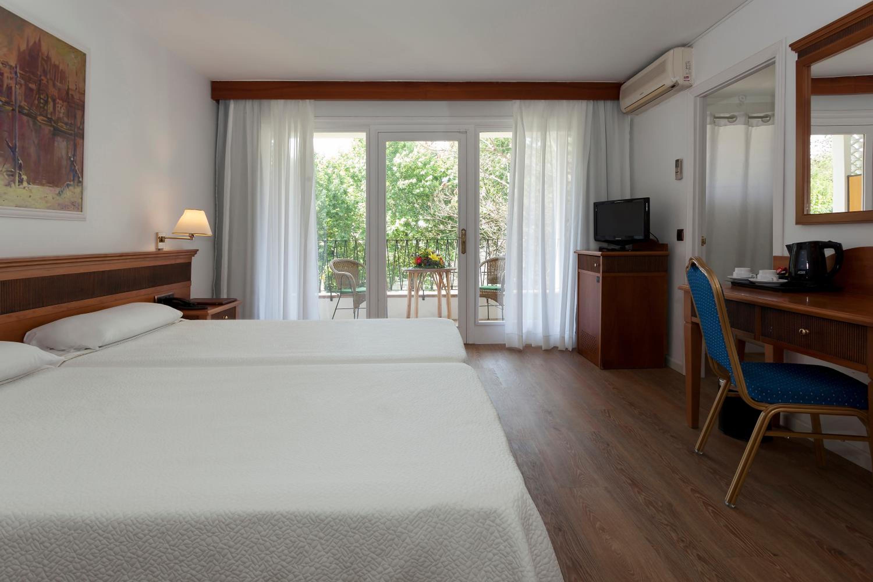 Standard Double or Twin Room with Balcony