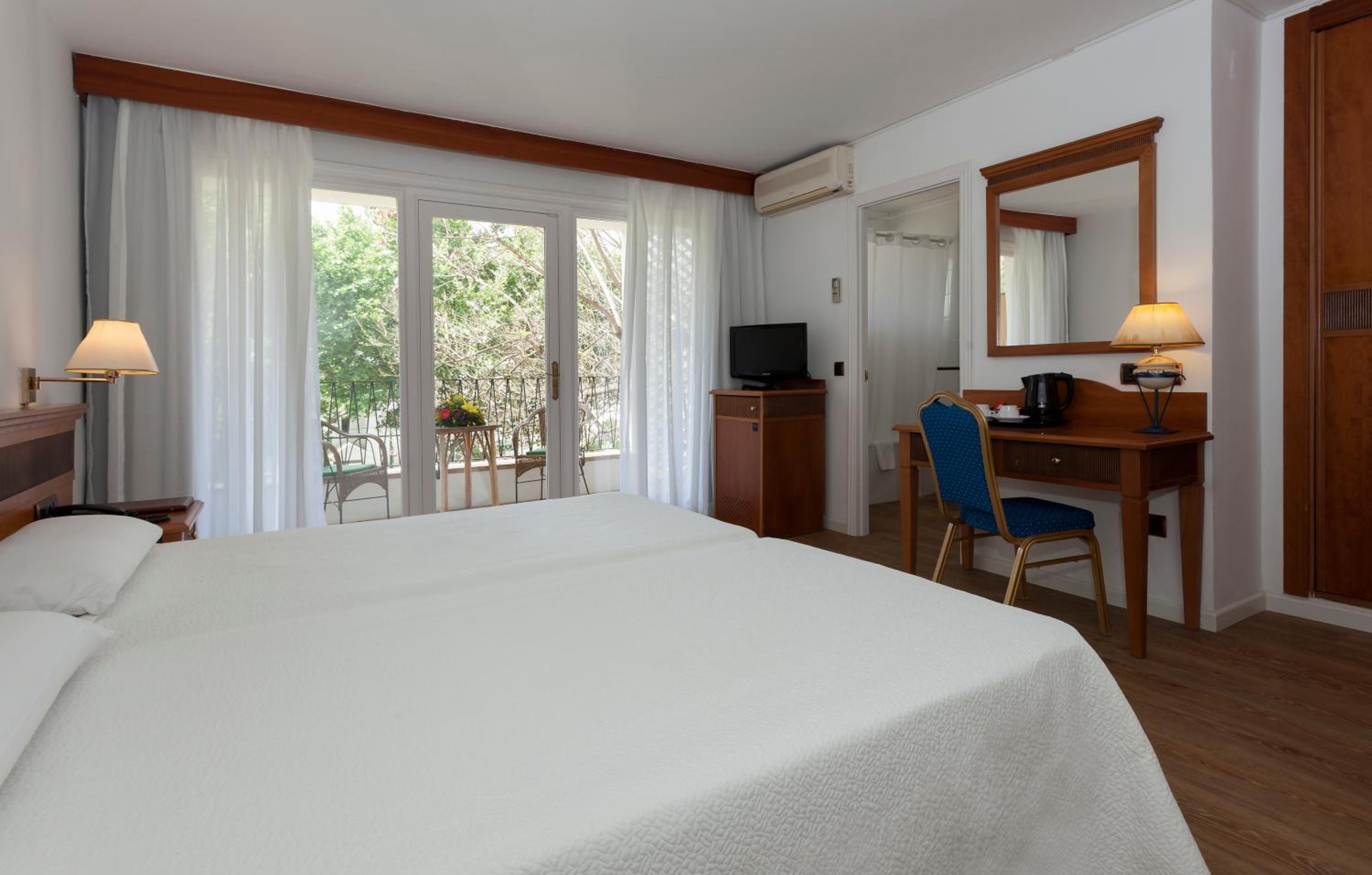 Standard Double or Twin Room with Balcony