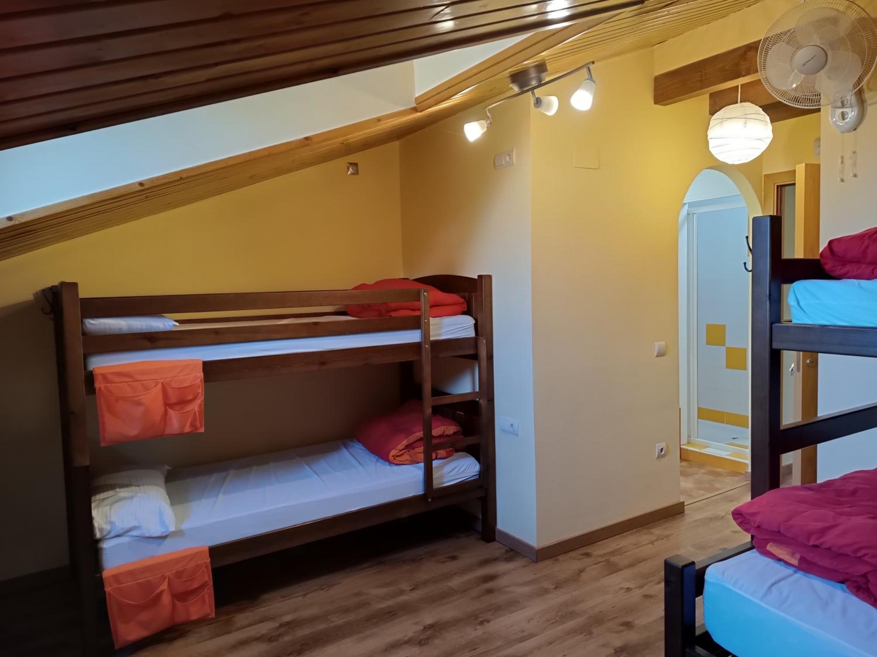 Habitación familiar con baño privado