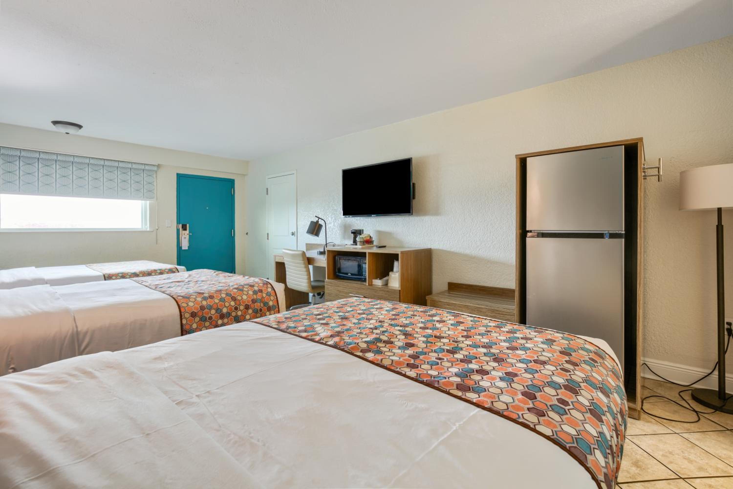 Standard Triple Room - Non Smoking - Photo 3