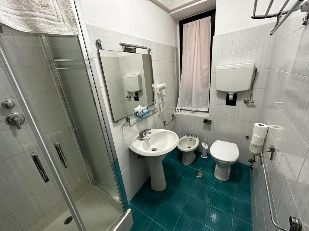 Economy Double Room - Photo 3