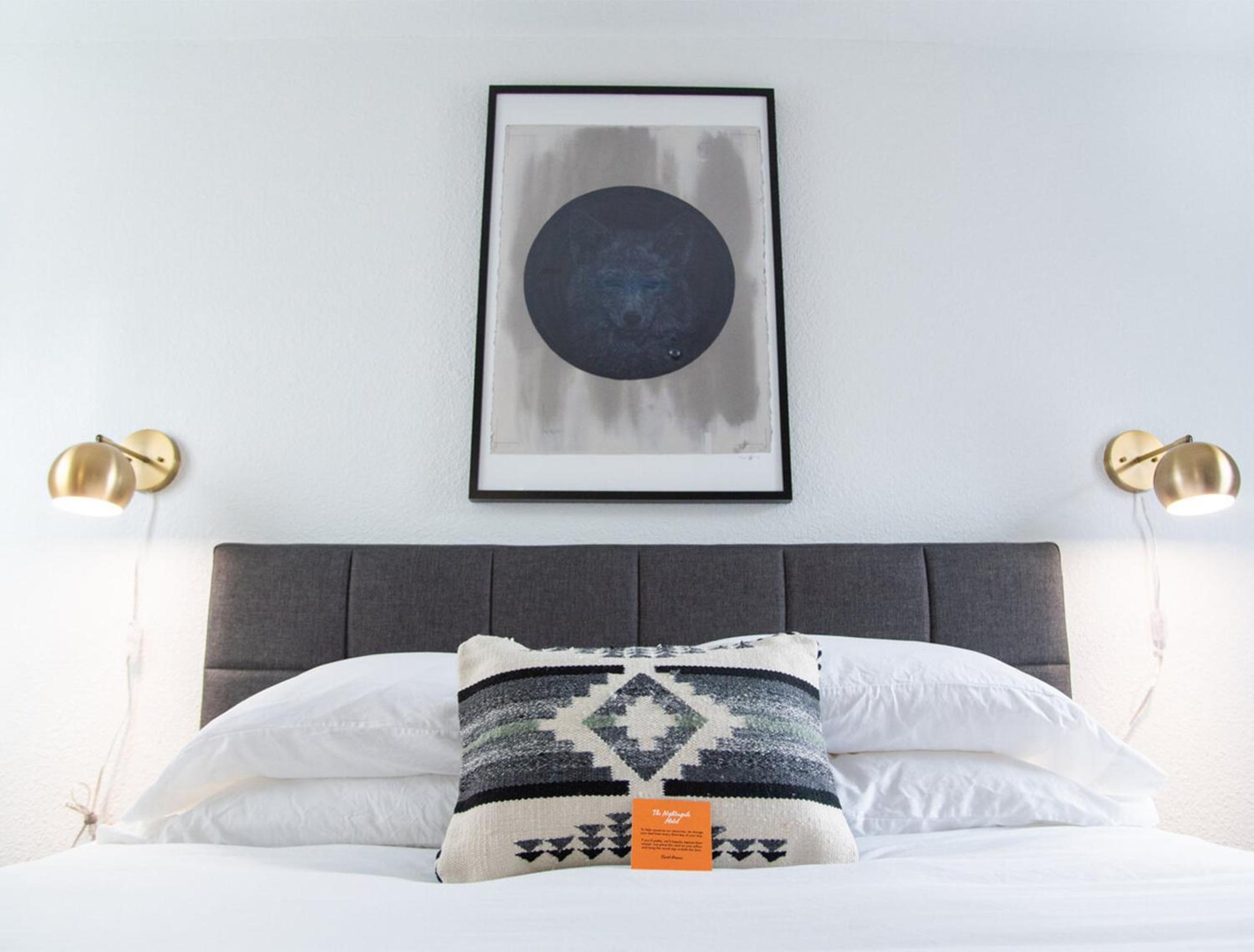 Queen Room photo 1