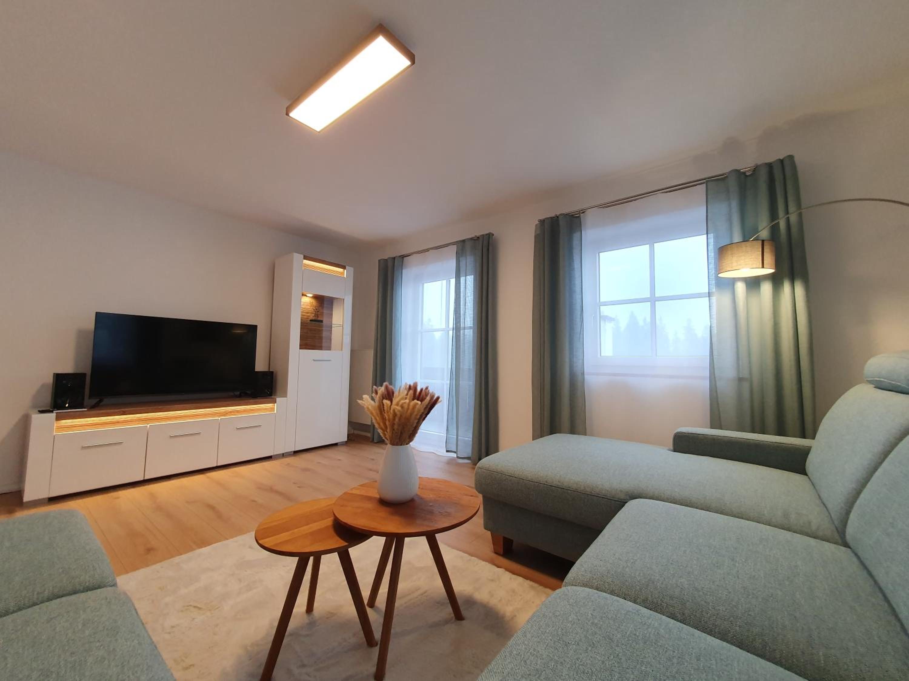 Apartment with Balcony photo 1