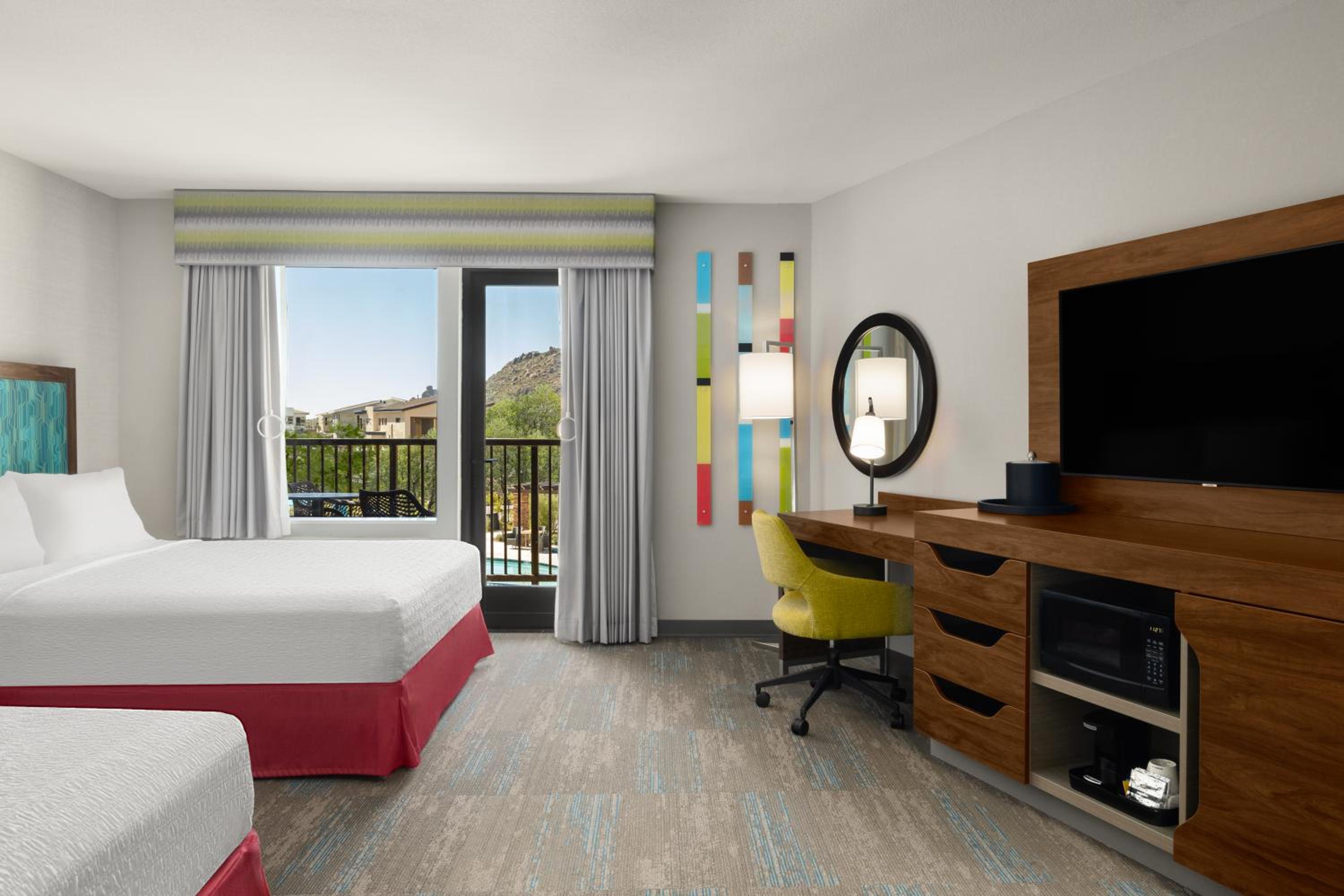 Queen Room with Two Queen Beds and Sofa Bed - Balcony - Photo 1