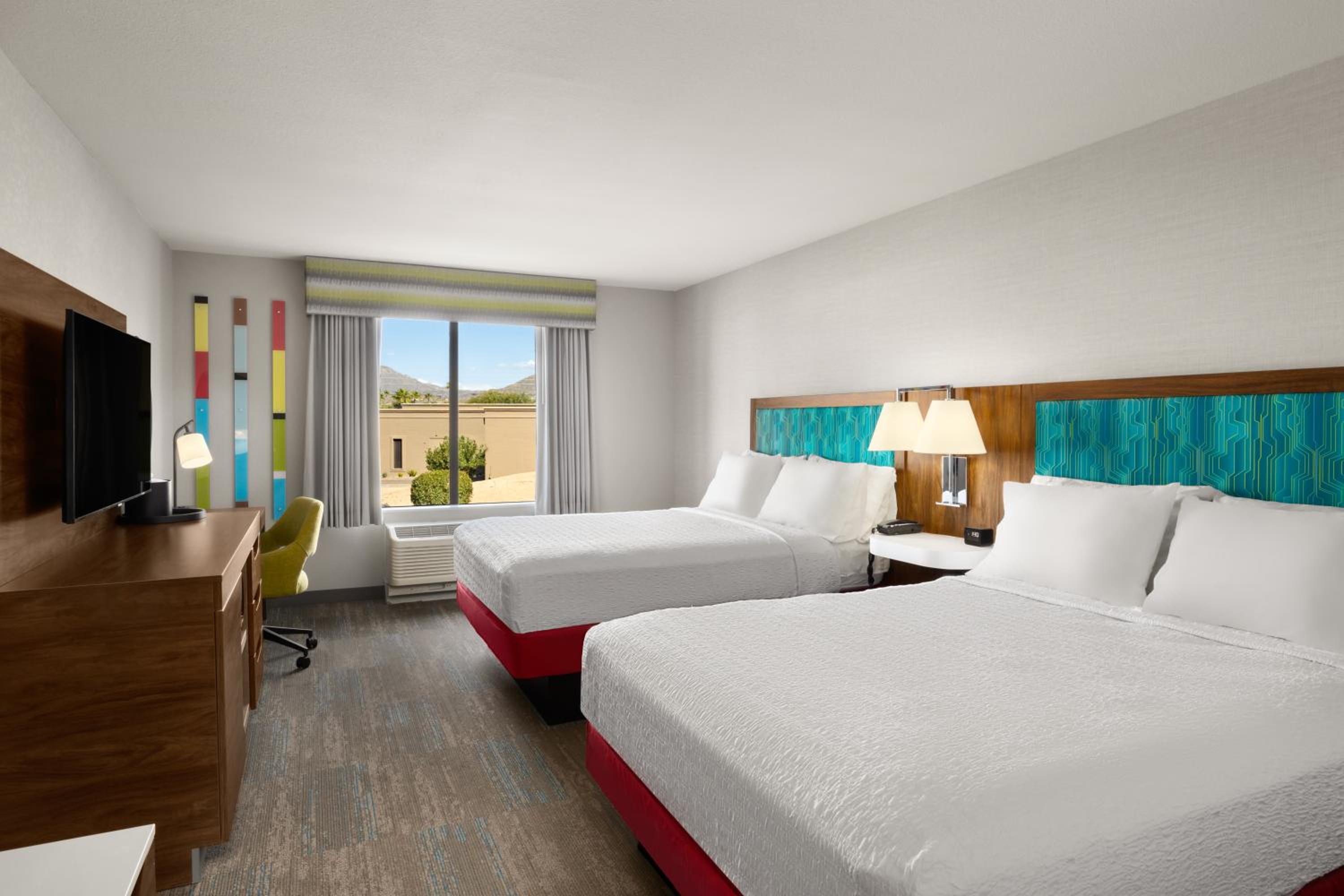 Queen Room with Two Queen Beds - Mobility and Hearing Access/Non-Smoking - Photo 2