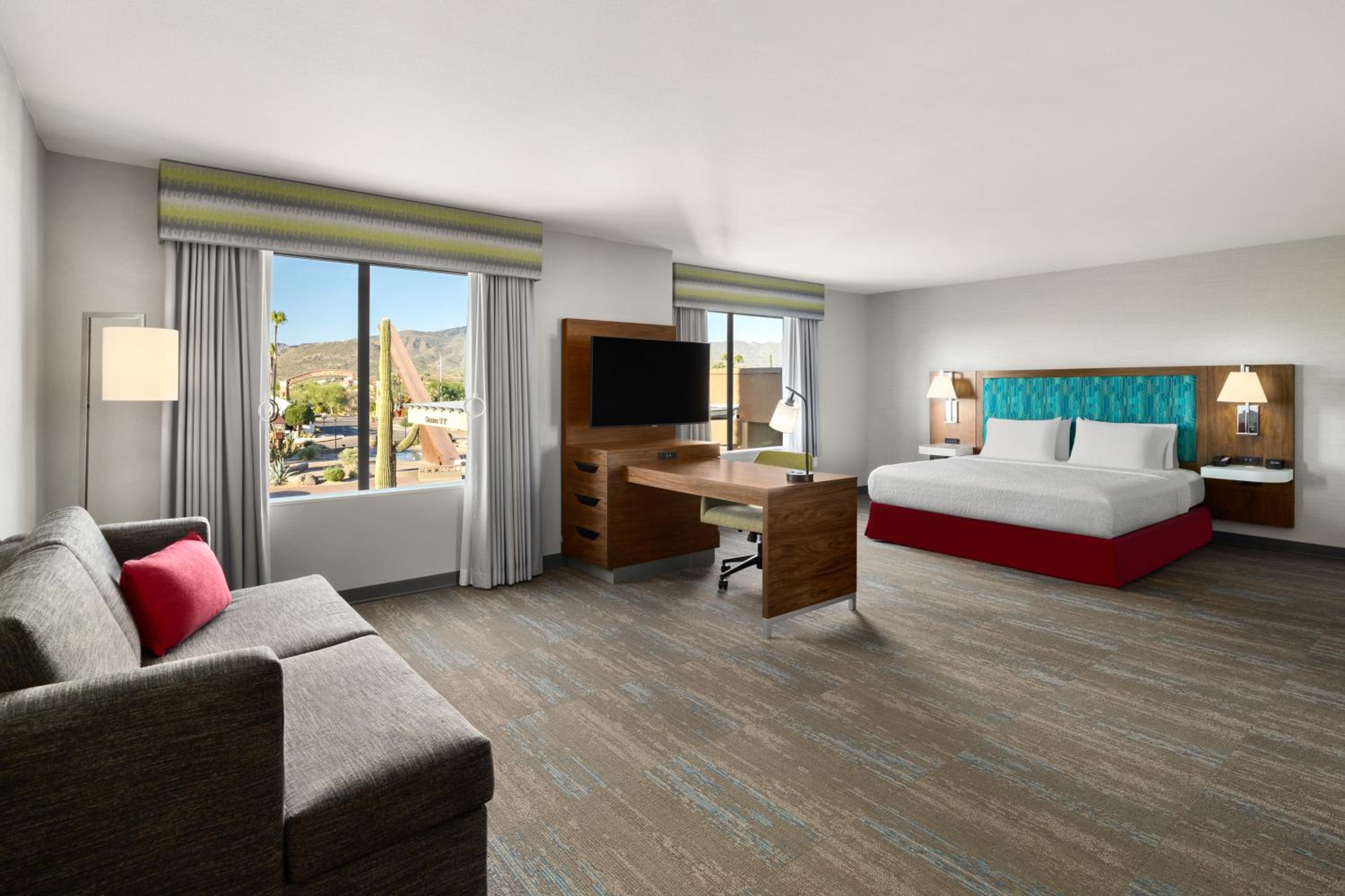 King Suite with View - Non-Smoking photo 1