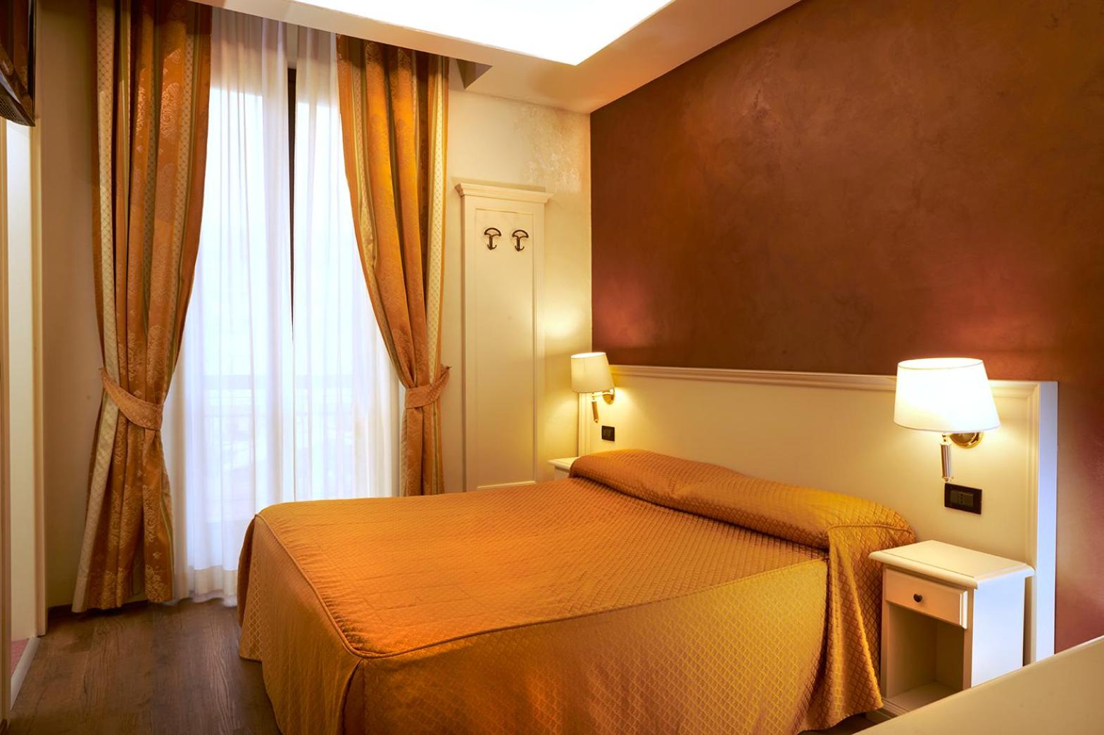 Double Room - Photo 27