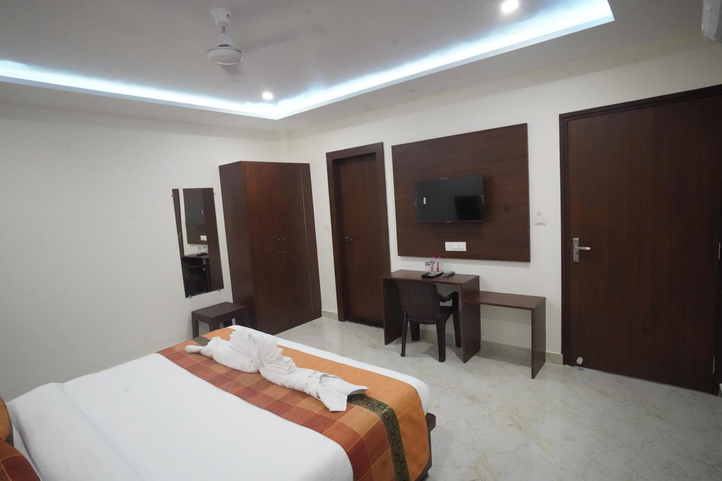 Deluxe King Room