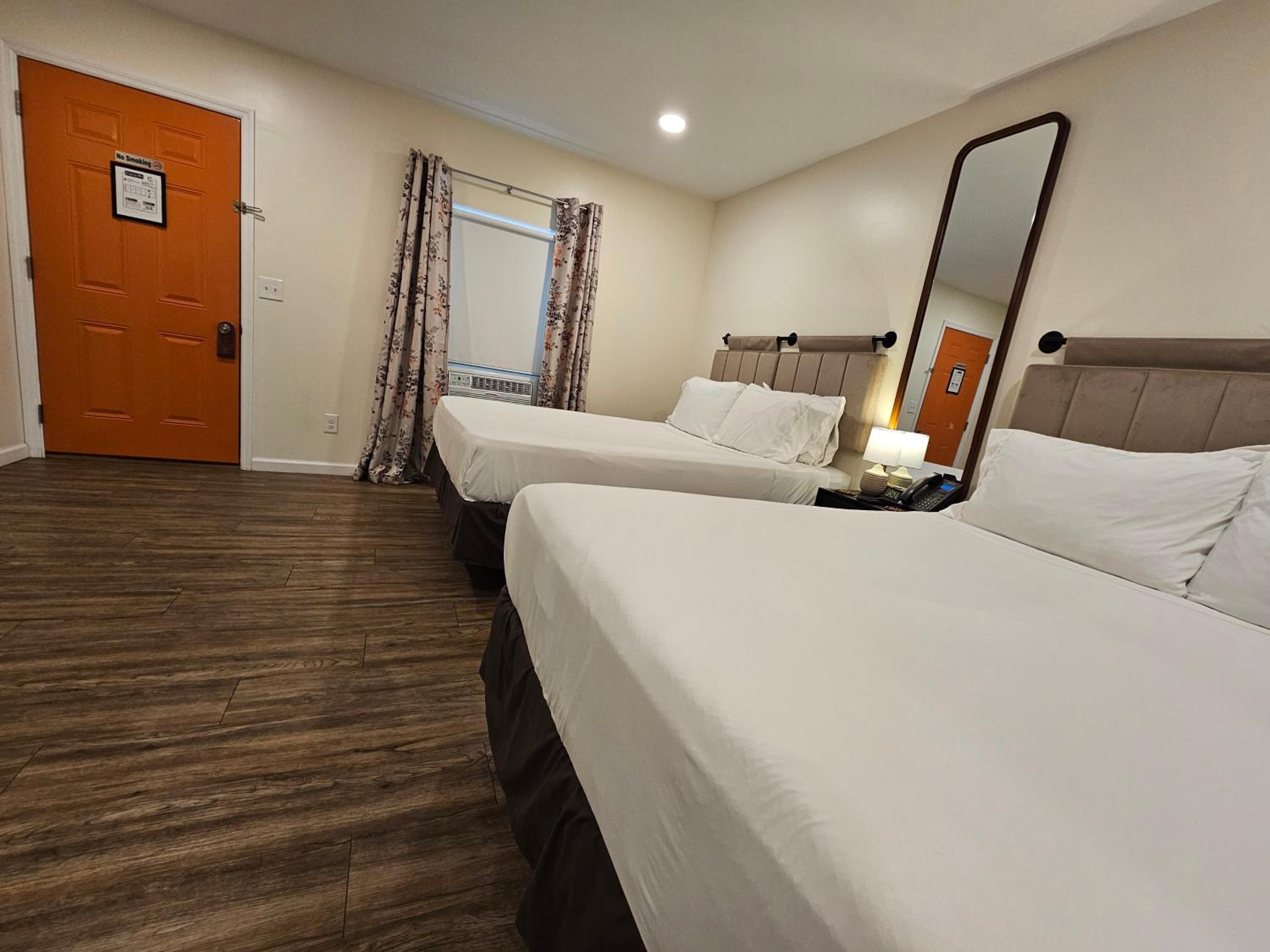 Queen Room - Photo 4