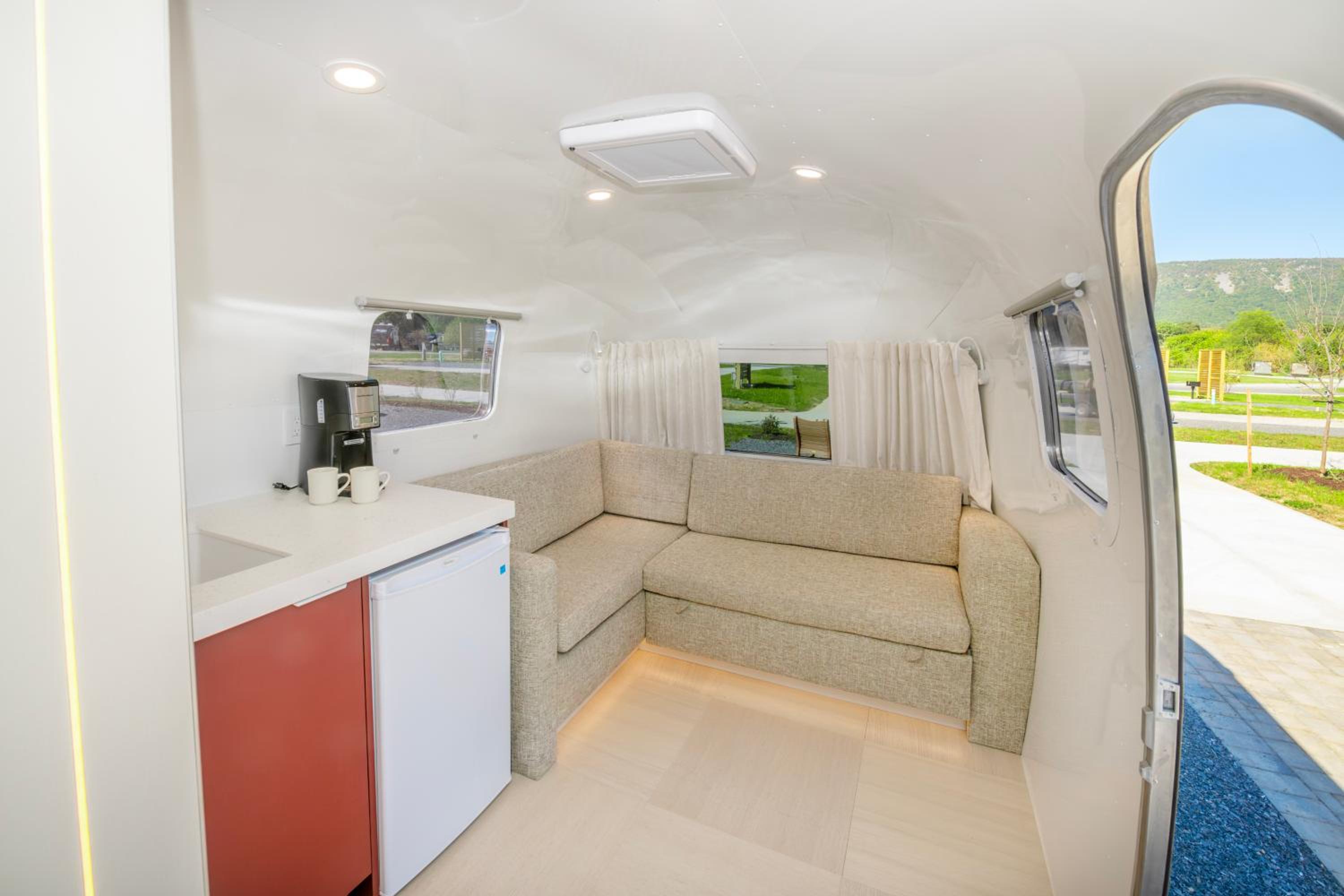 Airstream photo 1