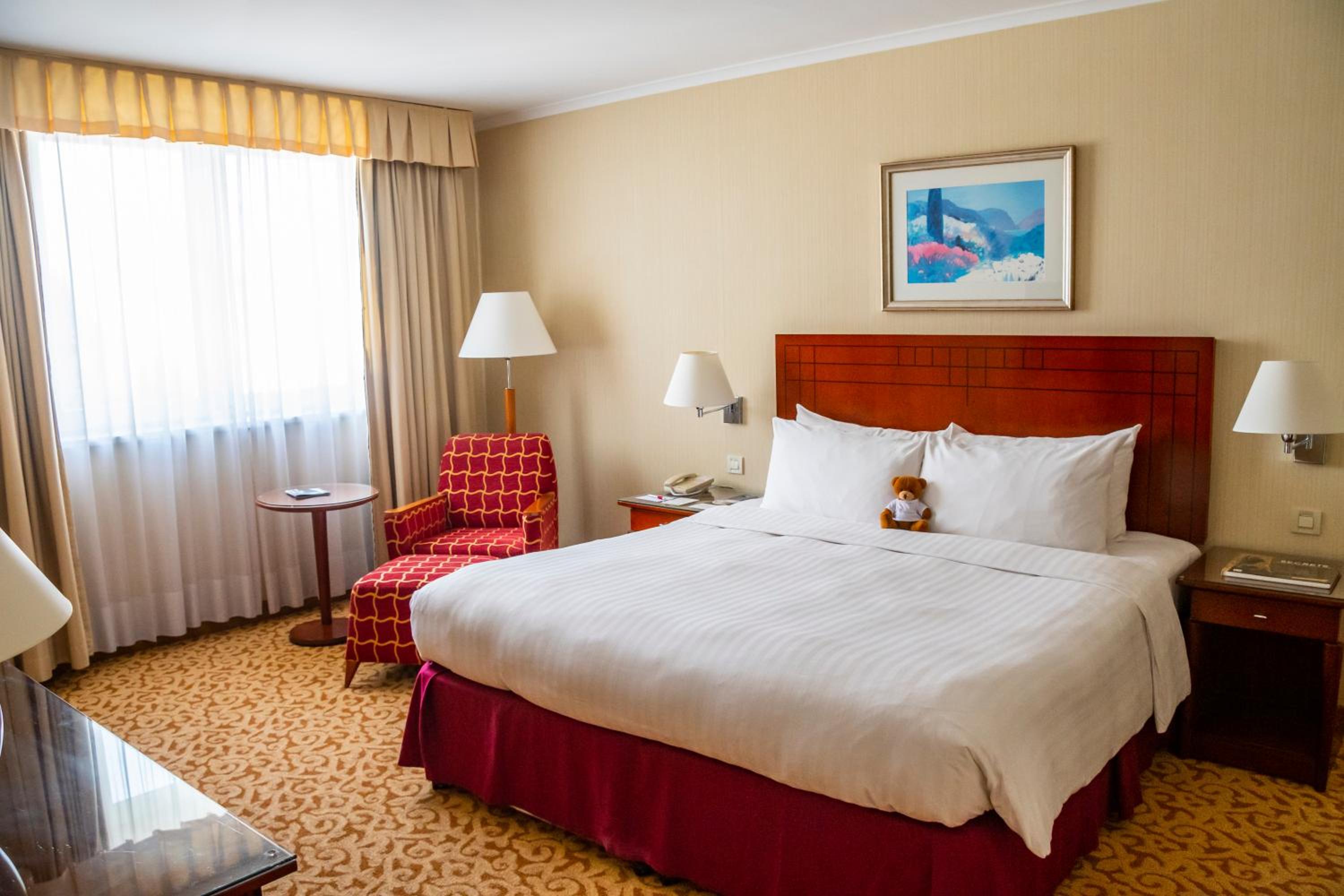 Deluxe King Room